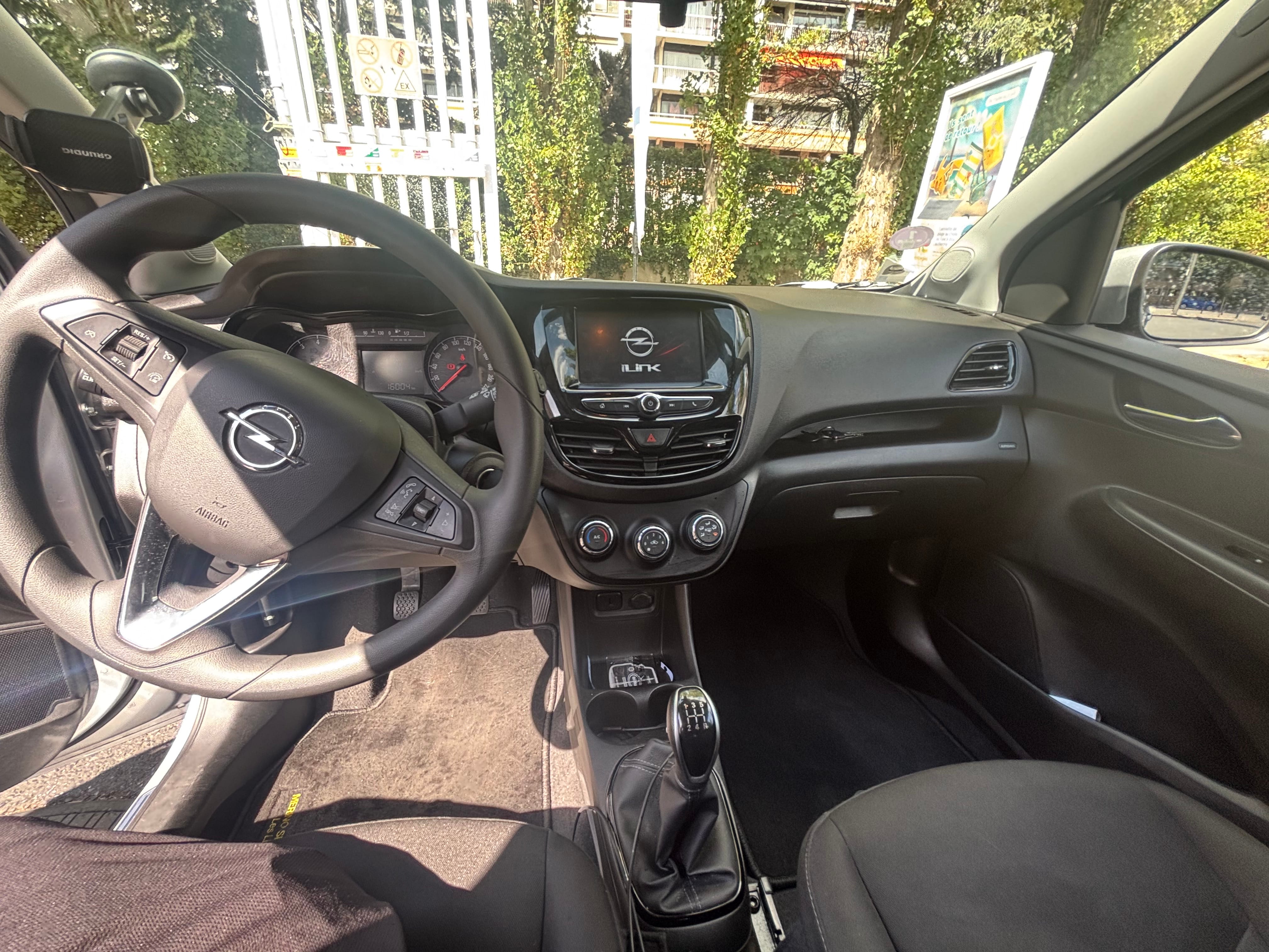 Opel Karl avec Caméra de recul