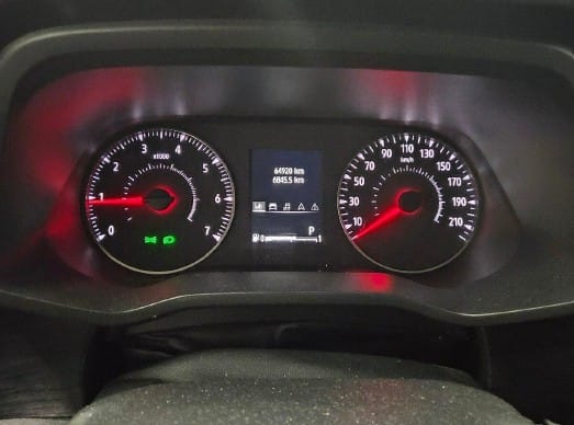 Renault Trafic Doppelkabine mit Kindersitz