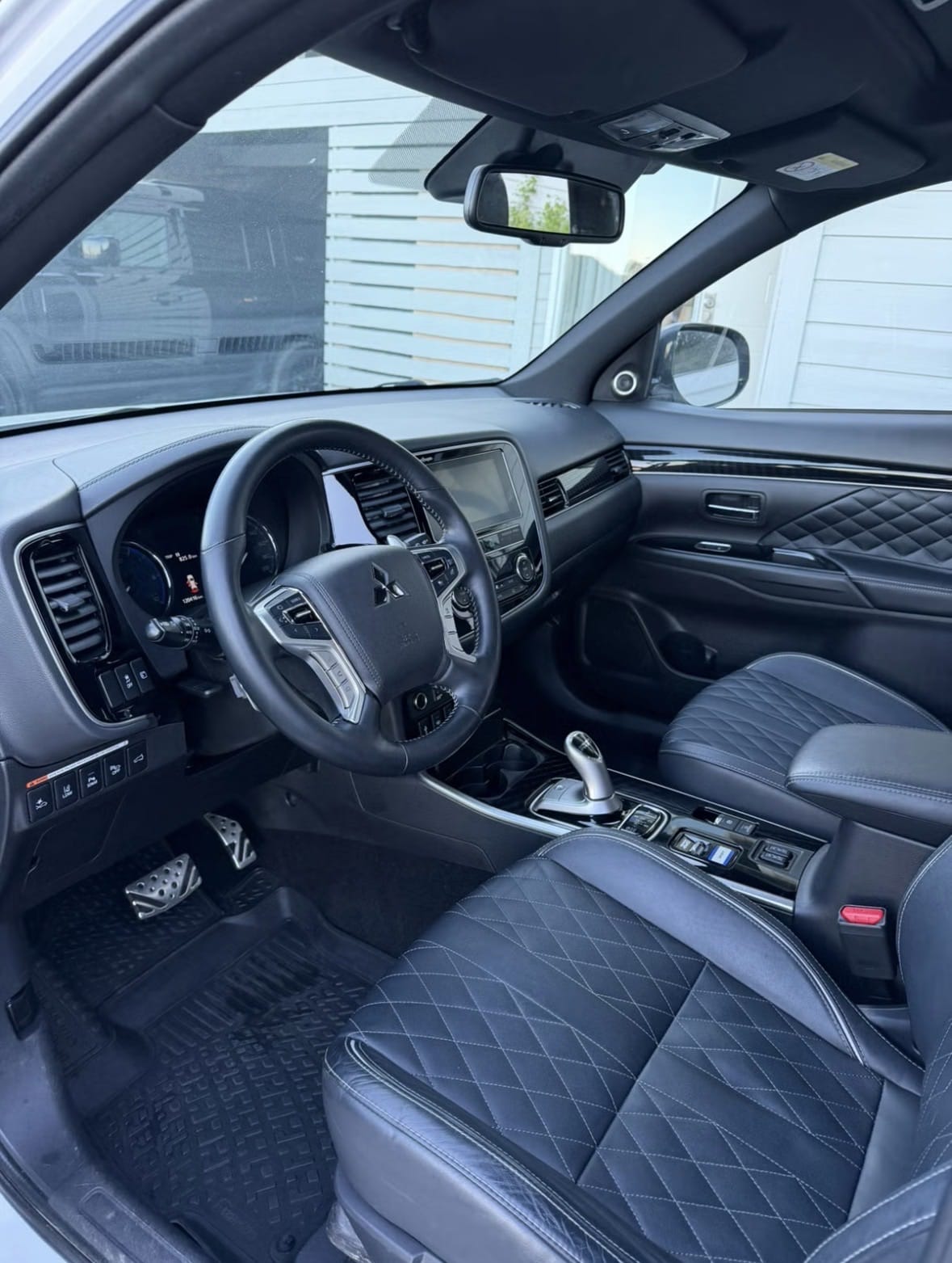 Mitsubishi Outlander Hybrid avec Caméra de recul