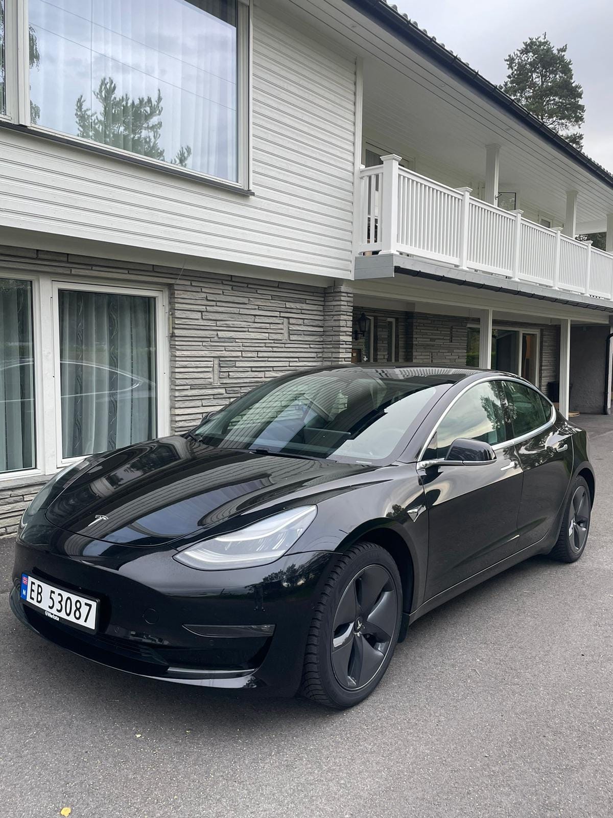 Tesla Model 3 Long Range med Aircondition