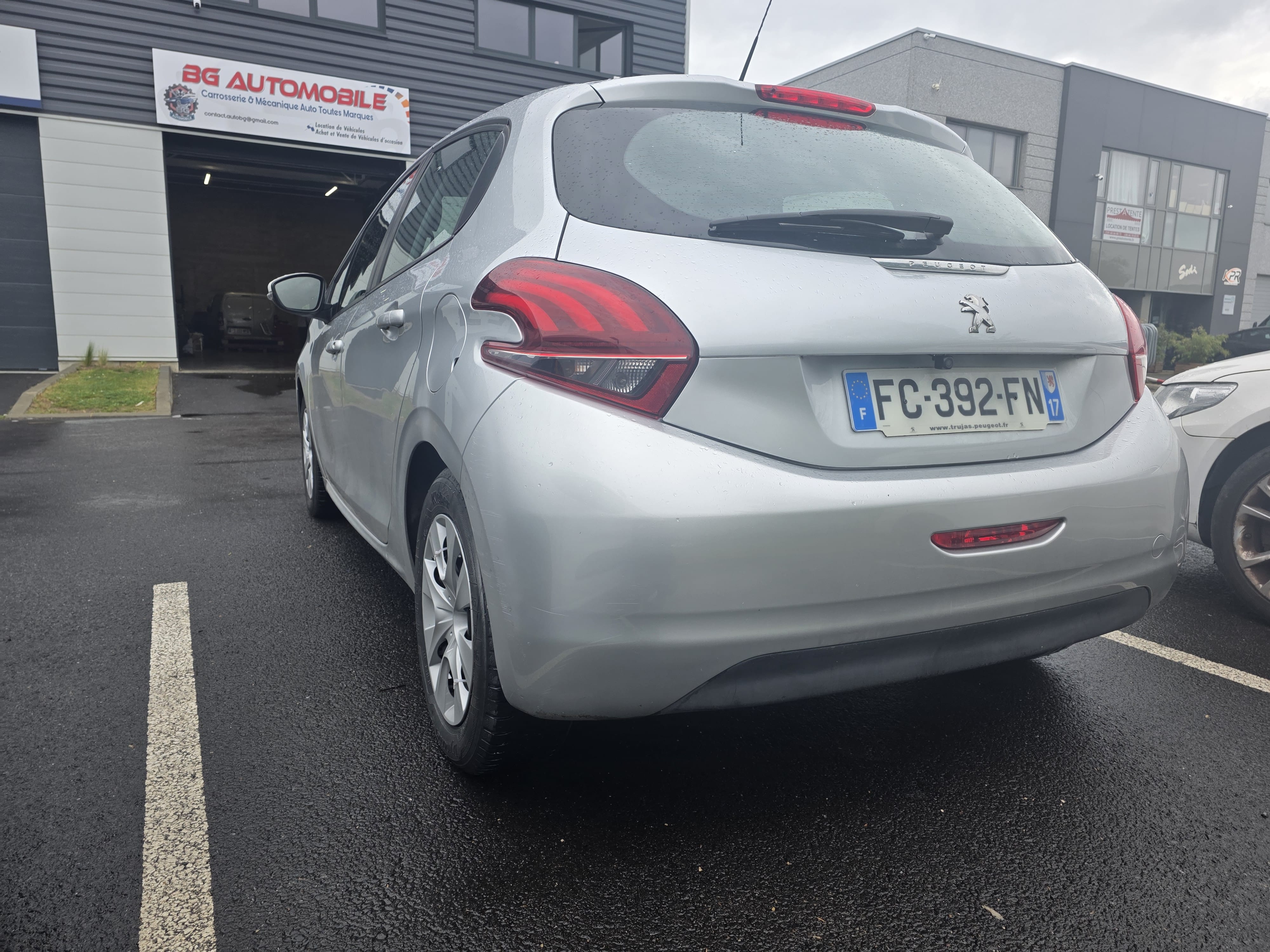 Peugeot 208 avec Caméra de recul