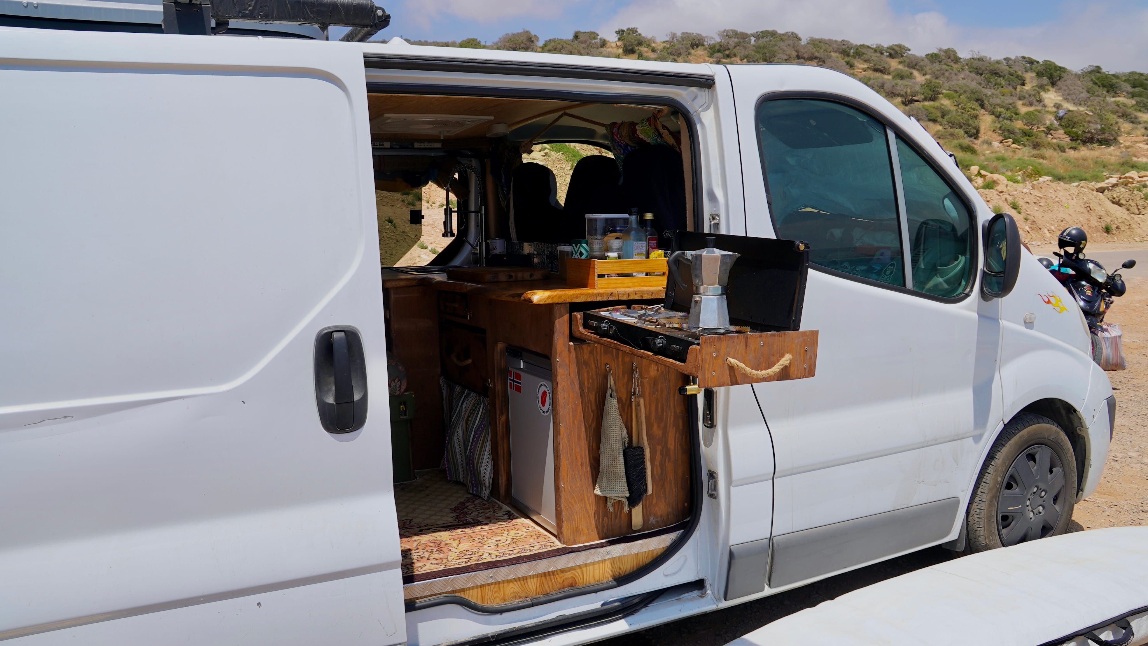 Nissan Primastar CAMPERVAN med Bluetooth audio