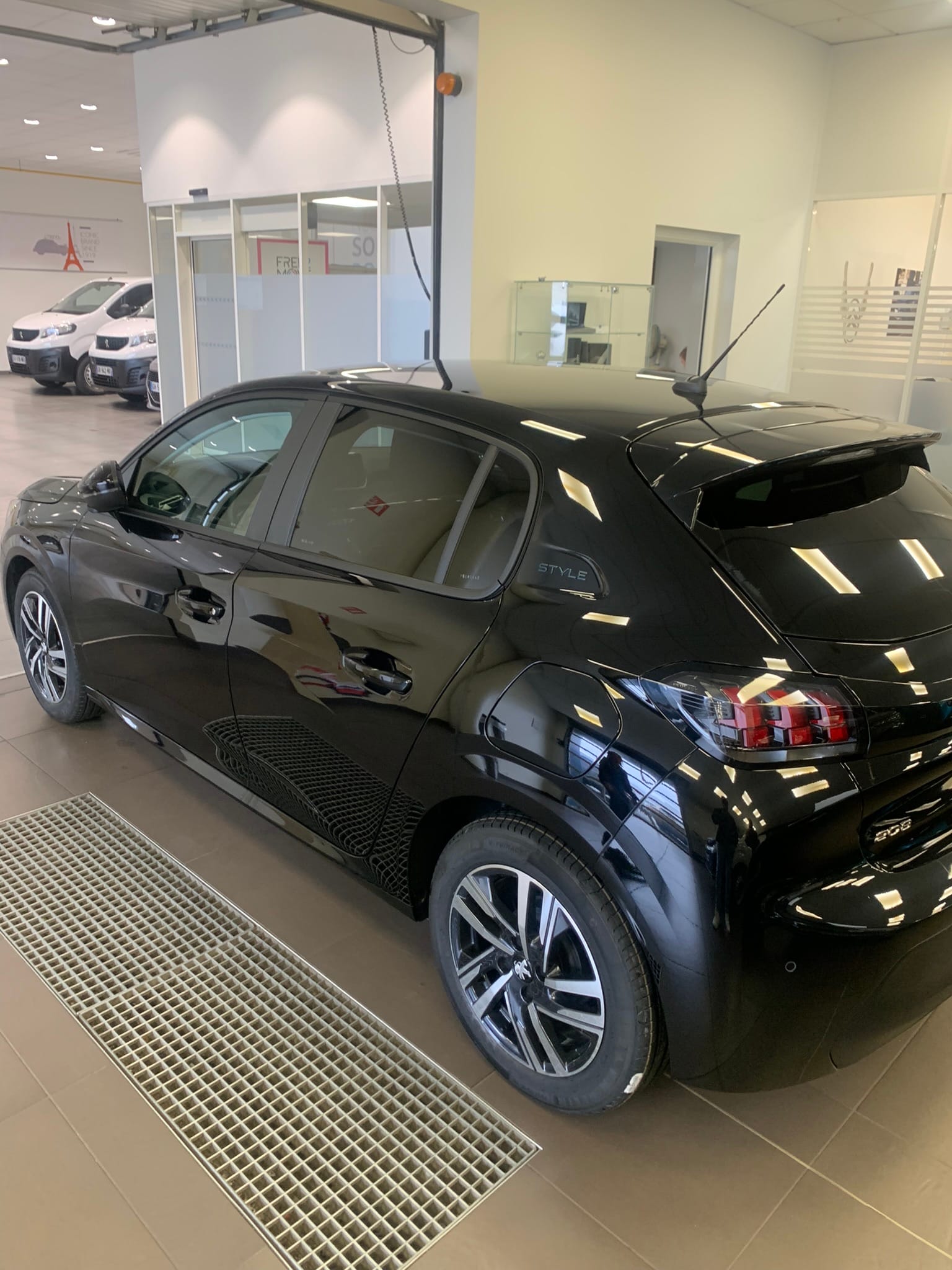 Peugeot 208 avec Climatisation