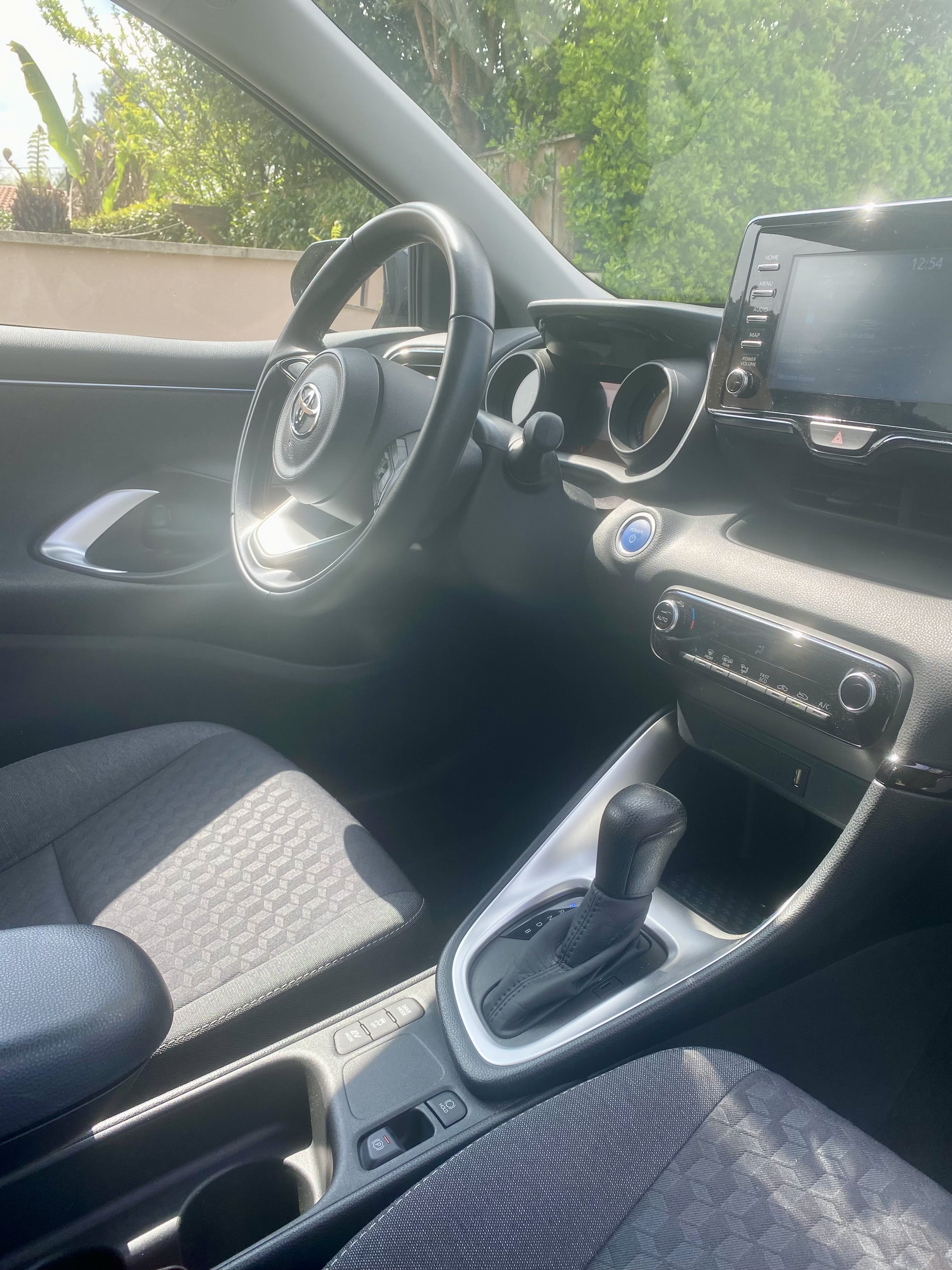 Toyota Yaris Hybride avec Entrée audio / iPod