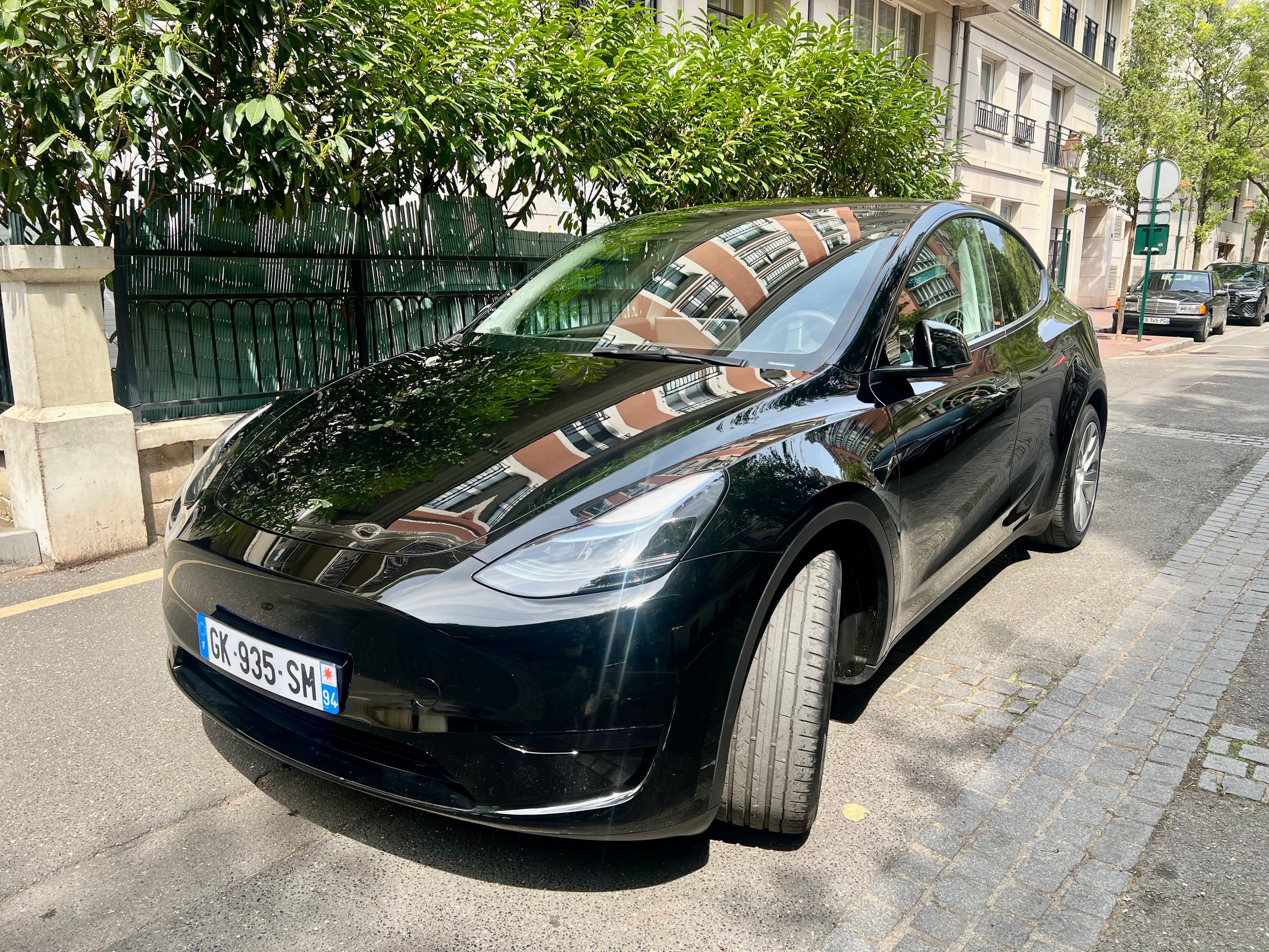 Tesla Model Y, 2022, Électrique, automatique