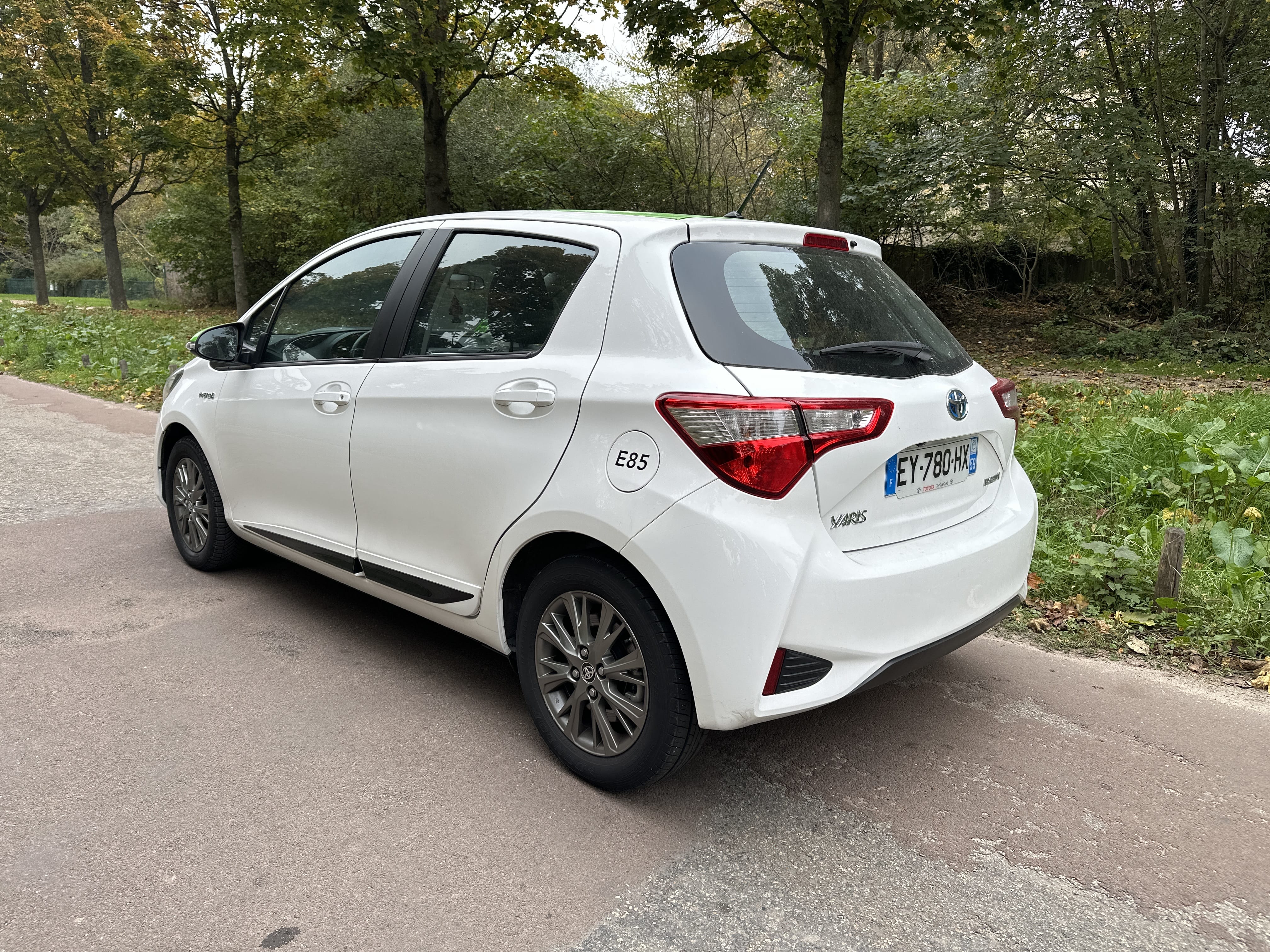 Toyota Yaris Hybride avec GPS