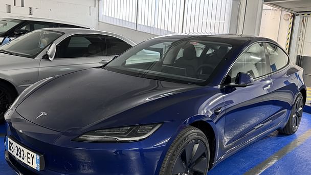 Tesla Model 3, 2023, Électrique, automatique