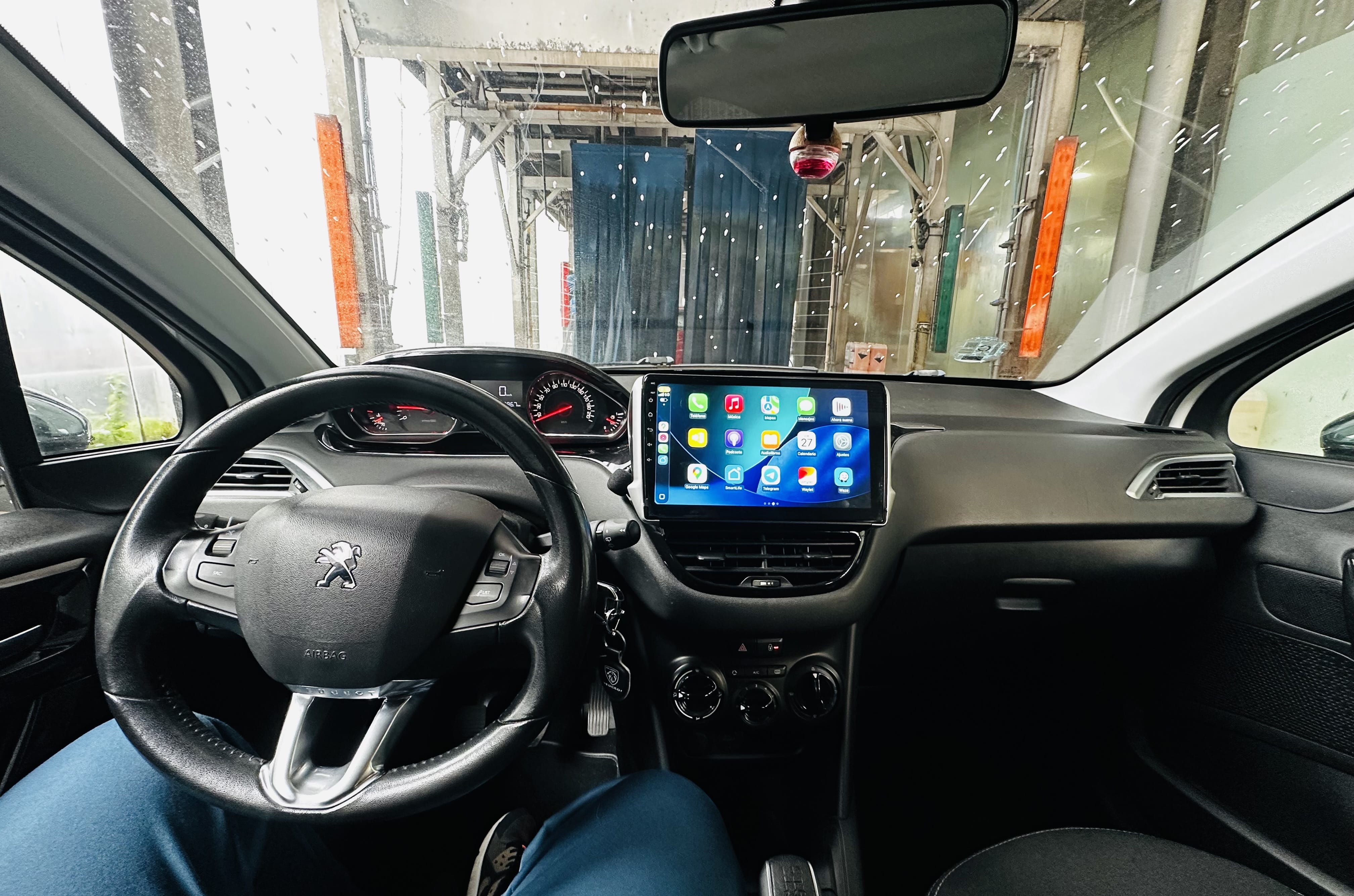 Peugeot 208 con Audio Bluetooth