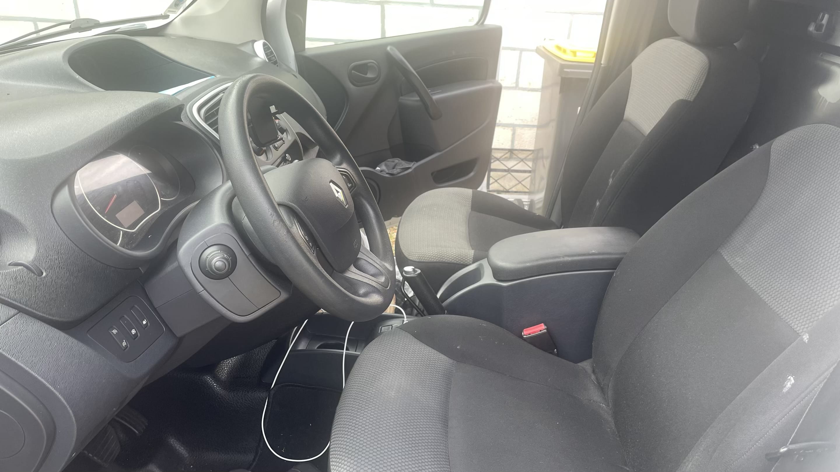 Renault Kangoo Fourgon avec Siège bébé