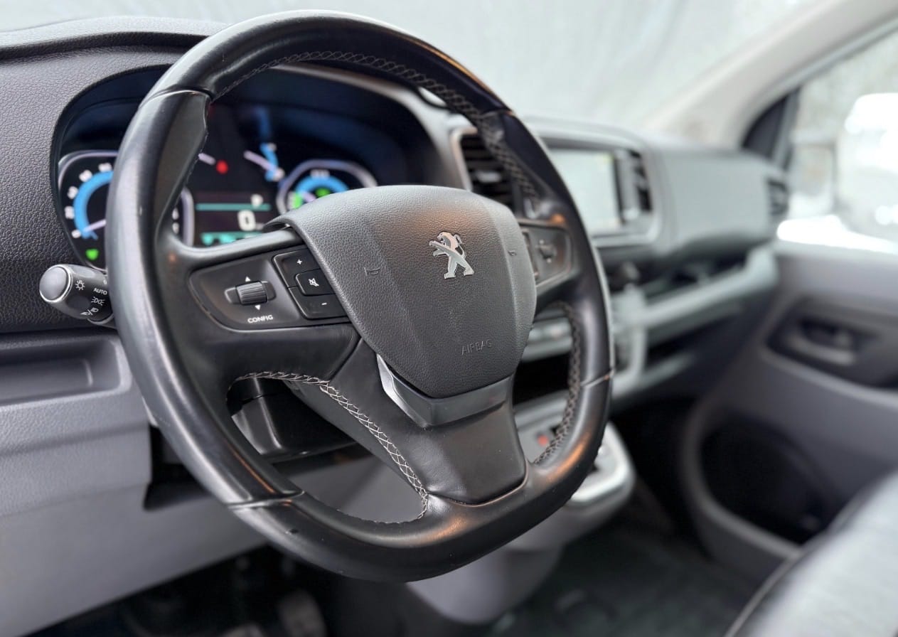 Peugeot Expert ELEKTRISK - HÅNDVERKERENS FAVORITT med Ryggekamera