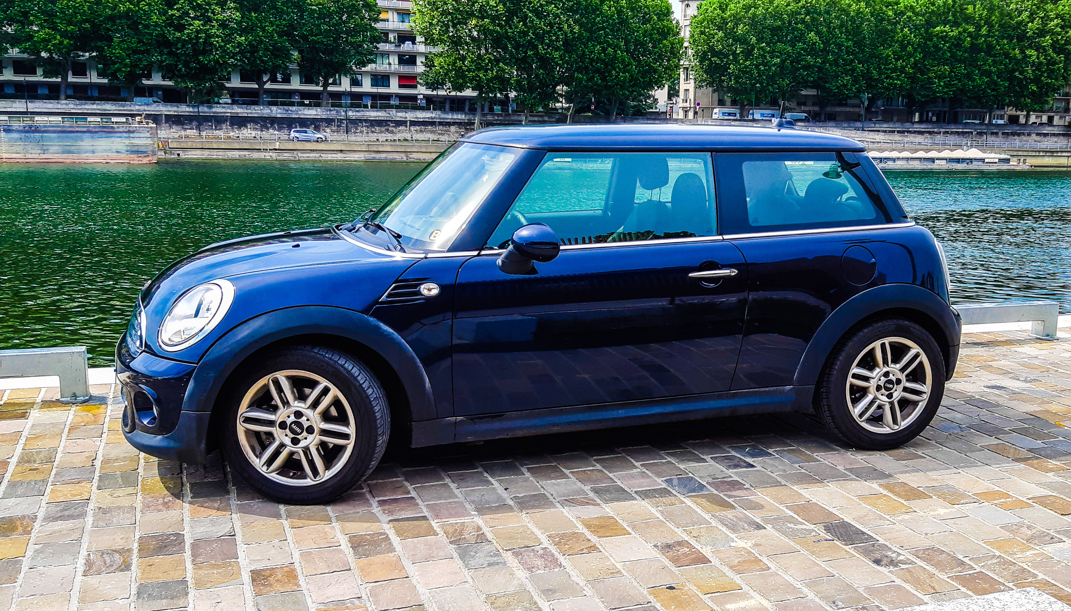 Mini Cooper 3 portes (CN824) D 112ch (Regulateur, Clim Auto, GPS, USB, AUX, ecran LCD, ...)  #bu avec Climatisation