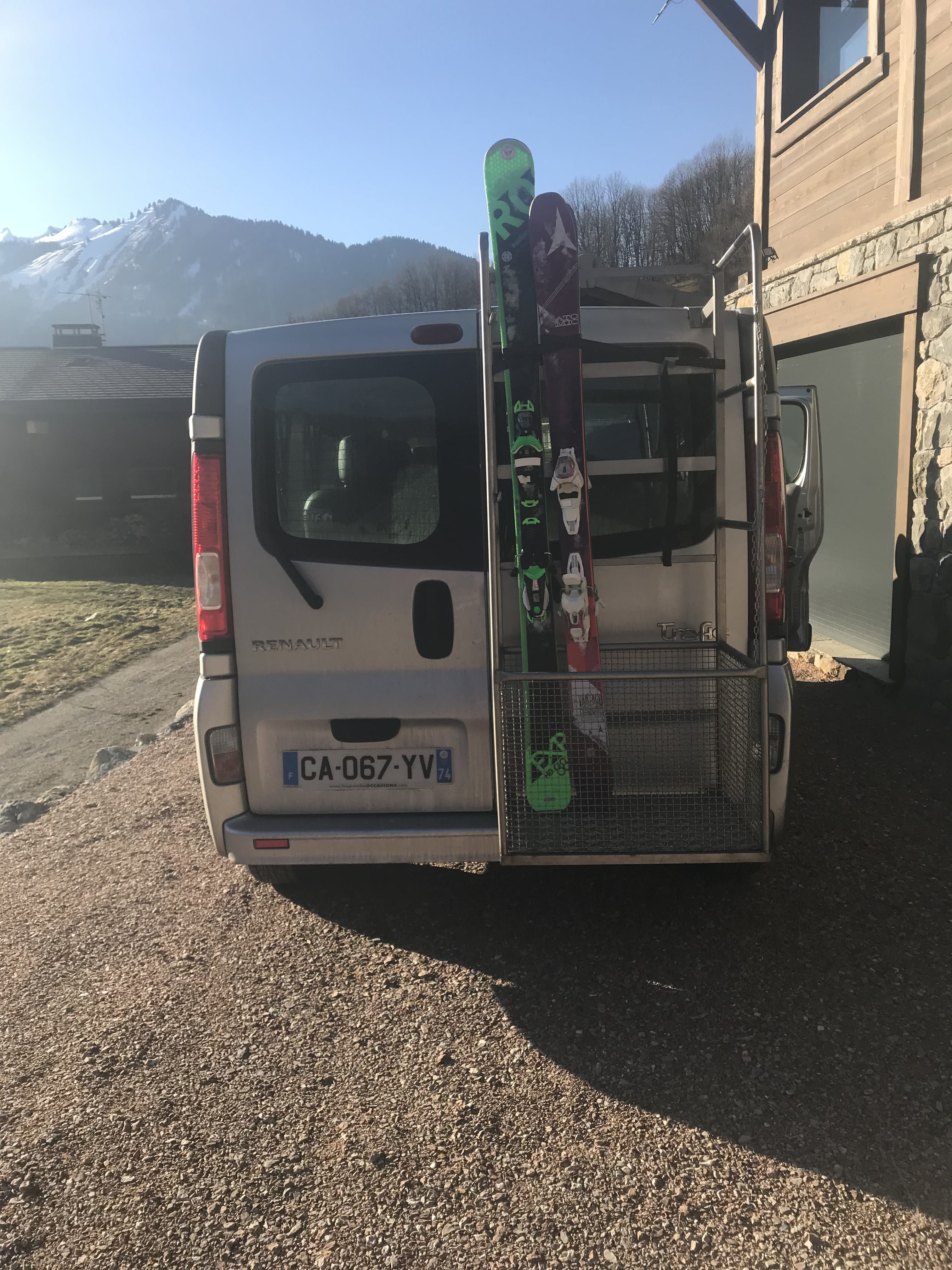Renault Trafic Passenger avec Pneus neige