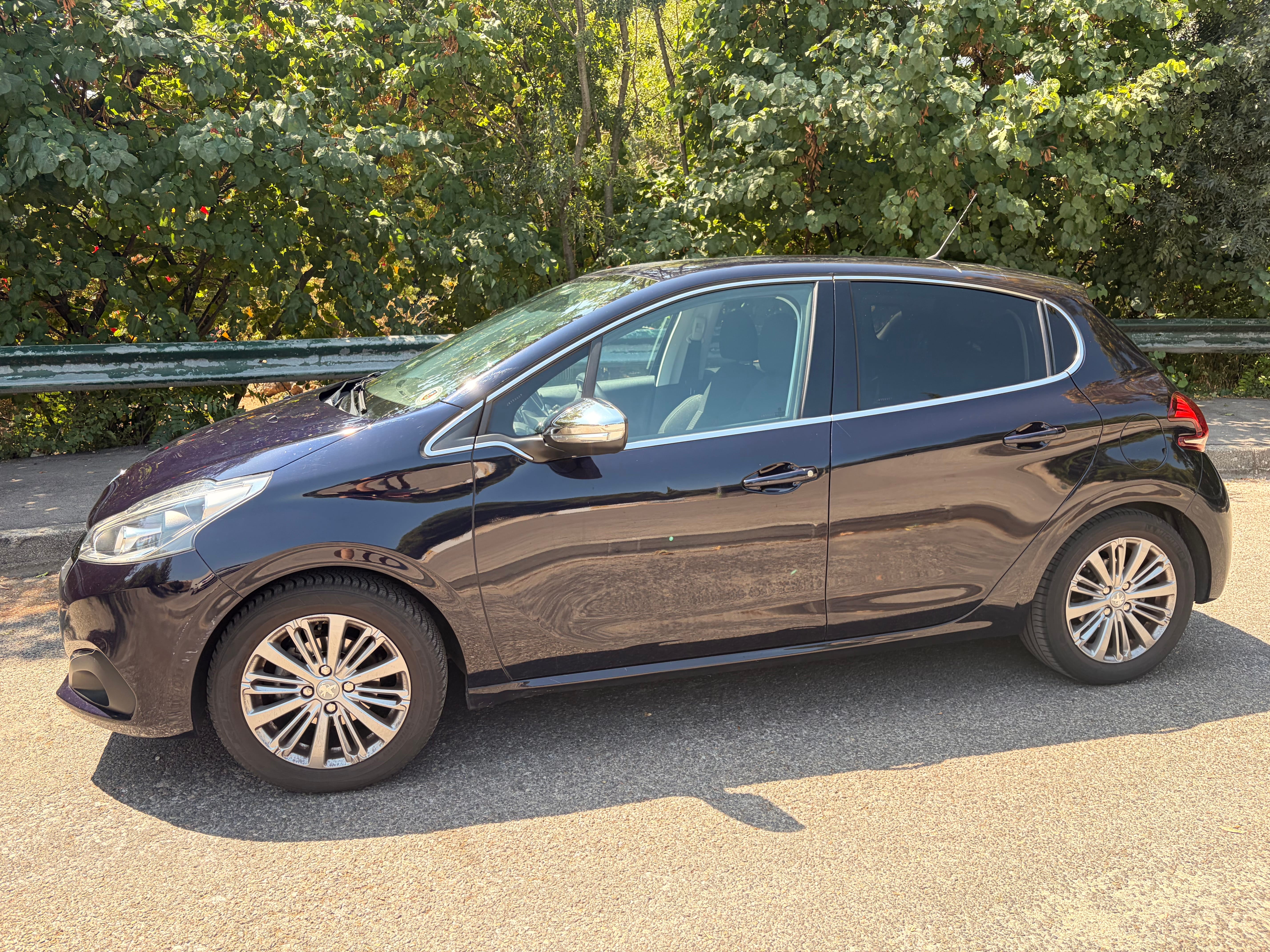 Peugeot 208, 2018, Essence 95