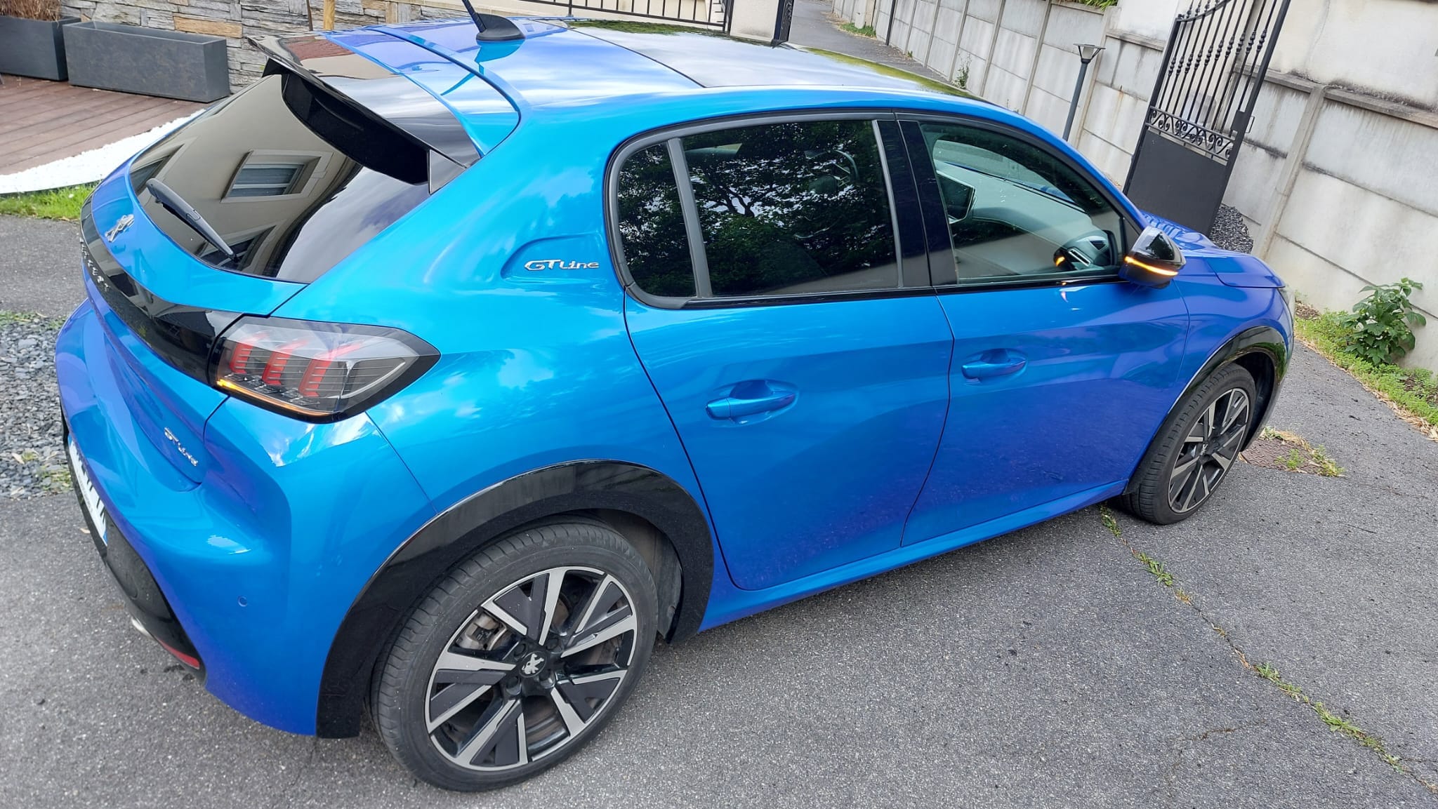 Peugeot 208 GT Line avec Caméra de recul