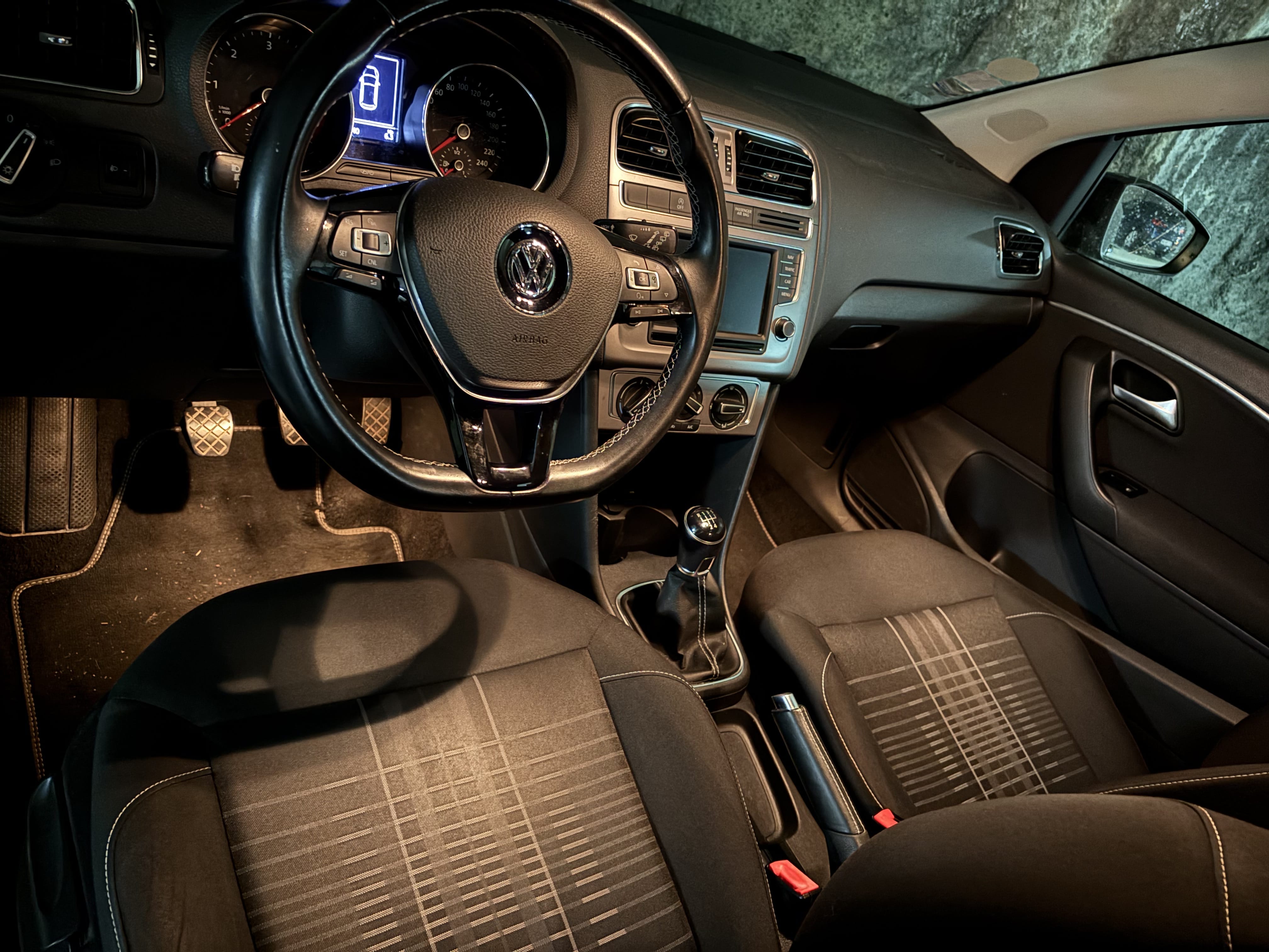 Volkswagen Polo Lounge 1.4 Diesel TDI avec GPS