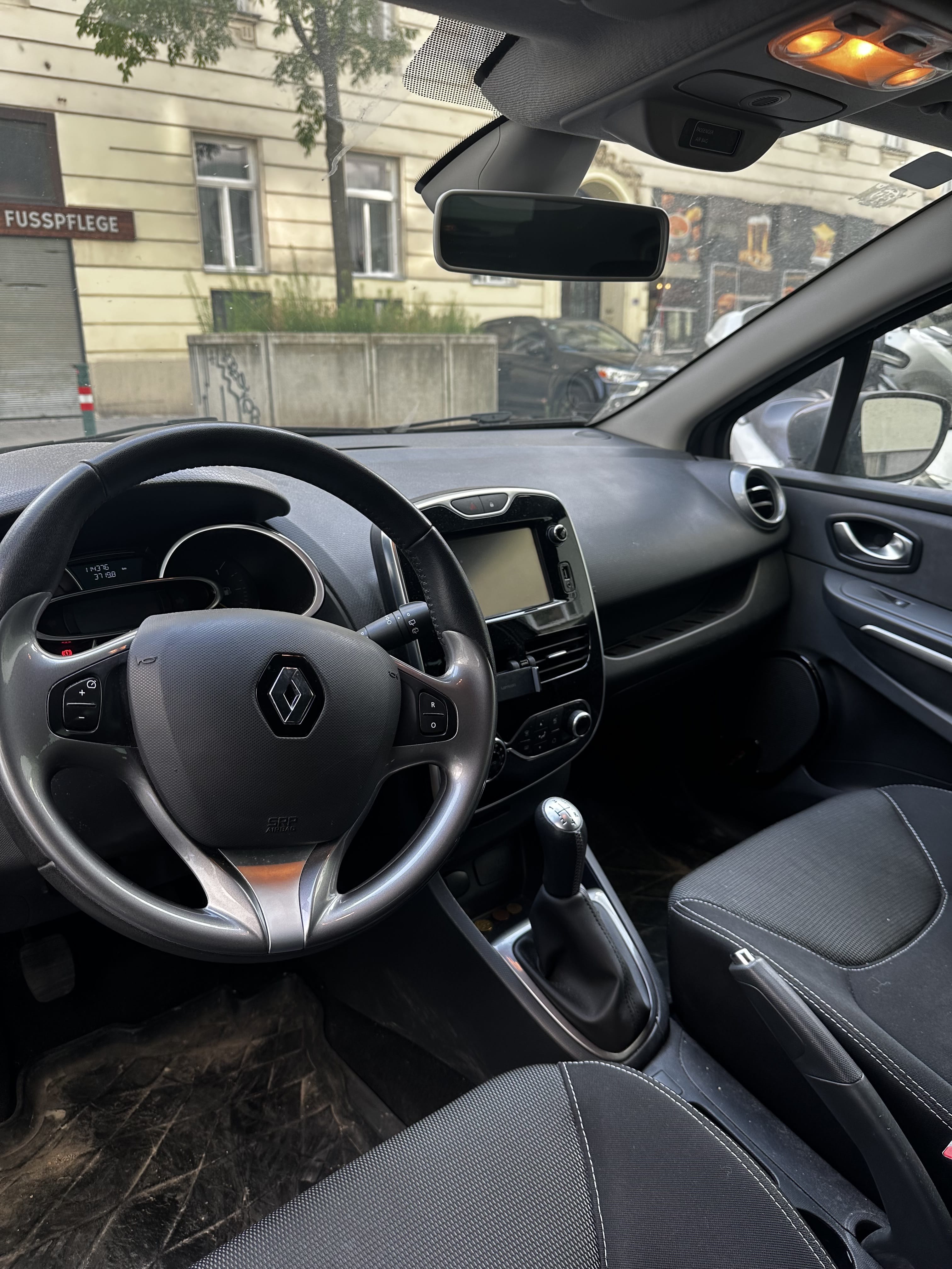 Renault Clio Grandtour mit Klimaanlage