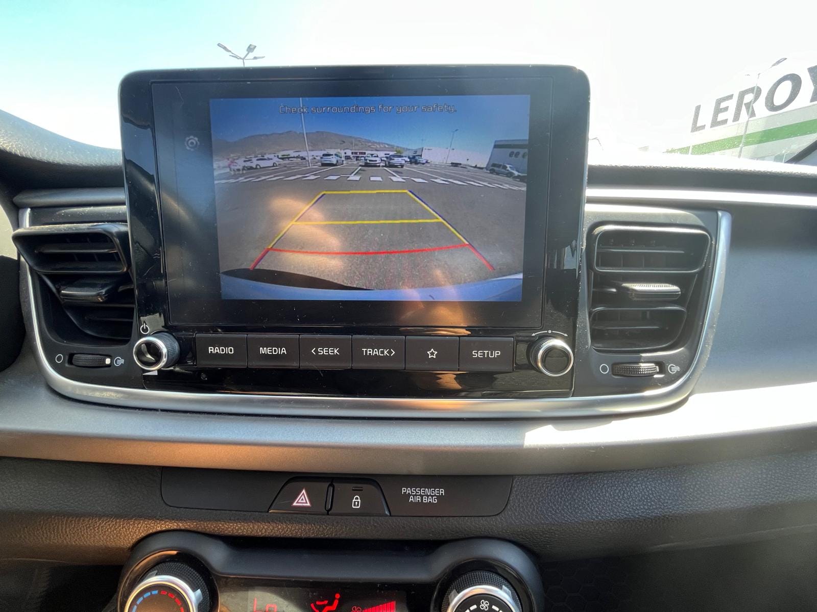 Kia Rio con Audio Bluetooth