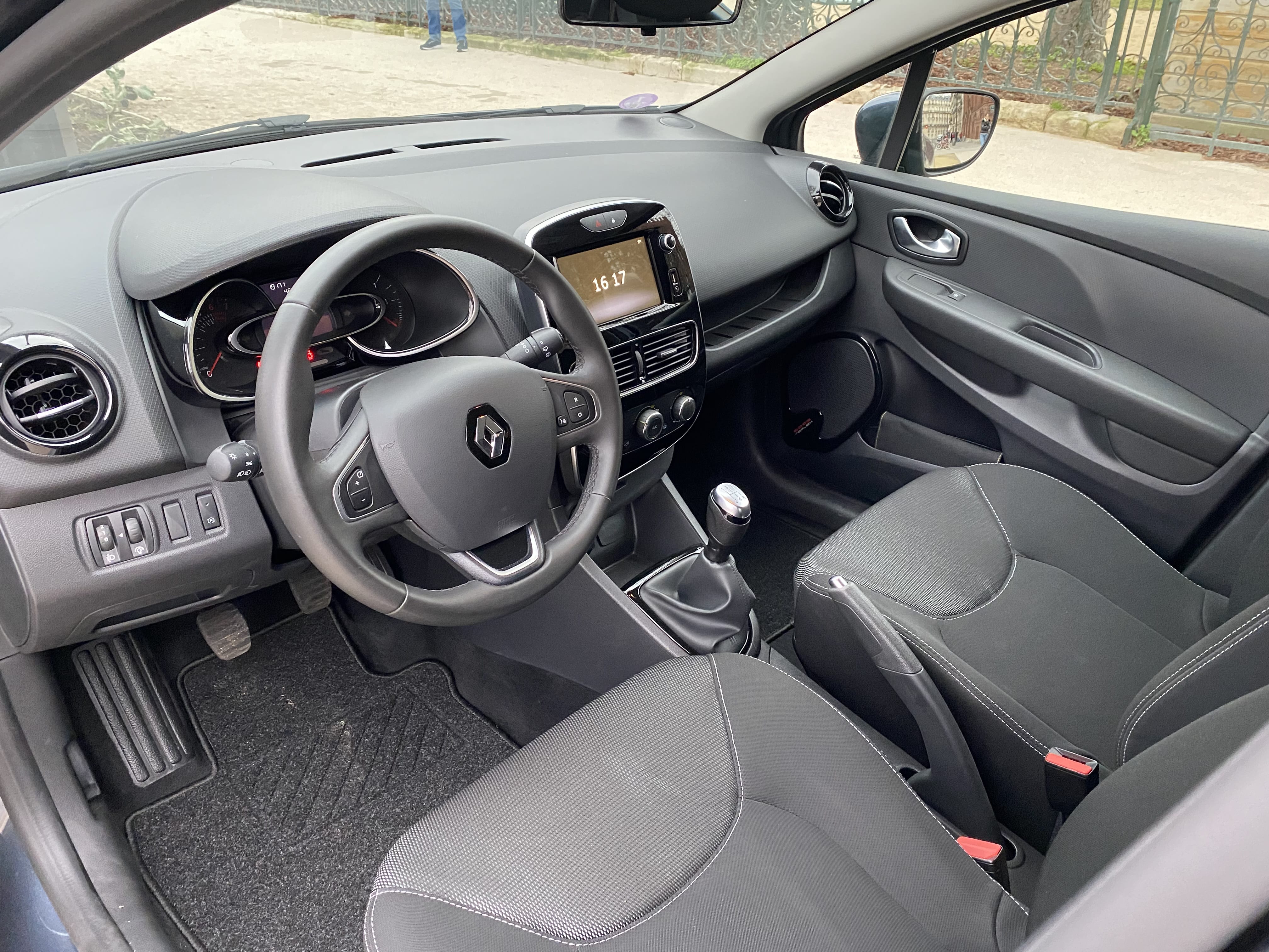 Renault Clio Porte Châtillon / périphérique avec Audio Bluetooth