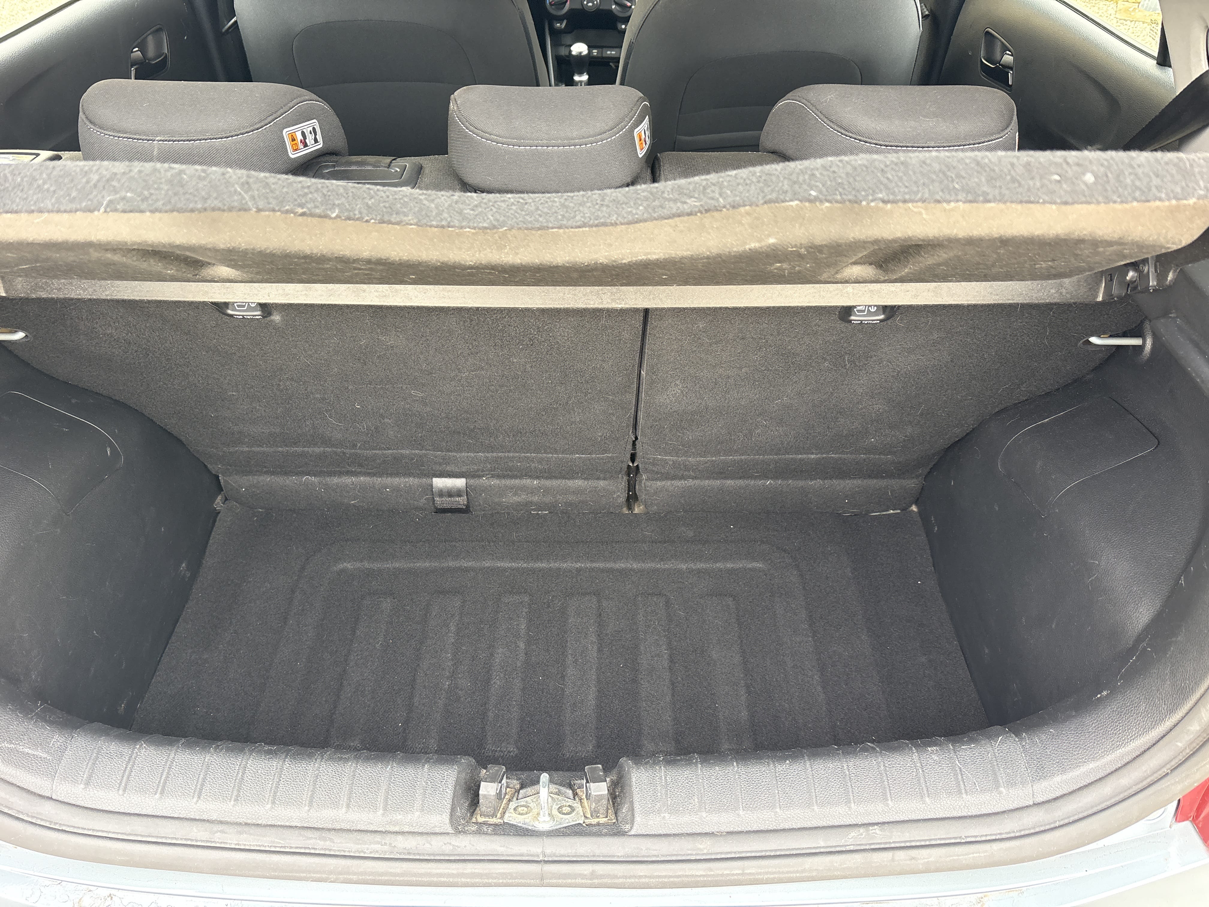 Kia Picanto 1.0 avec Pneus neige