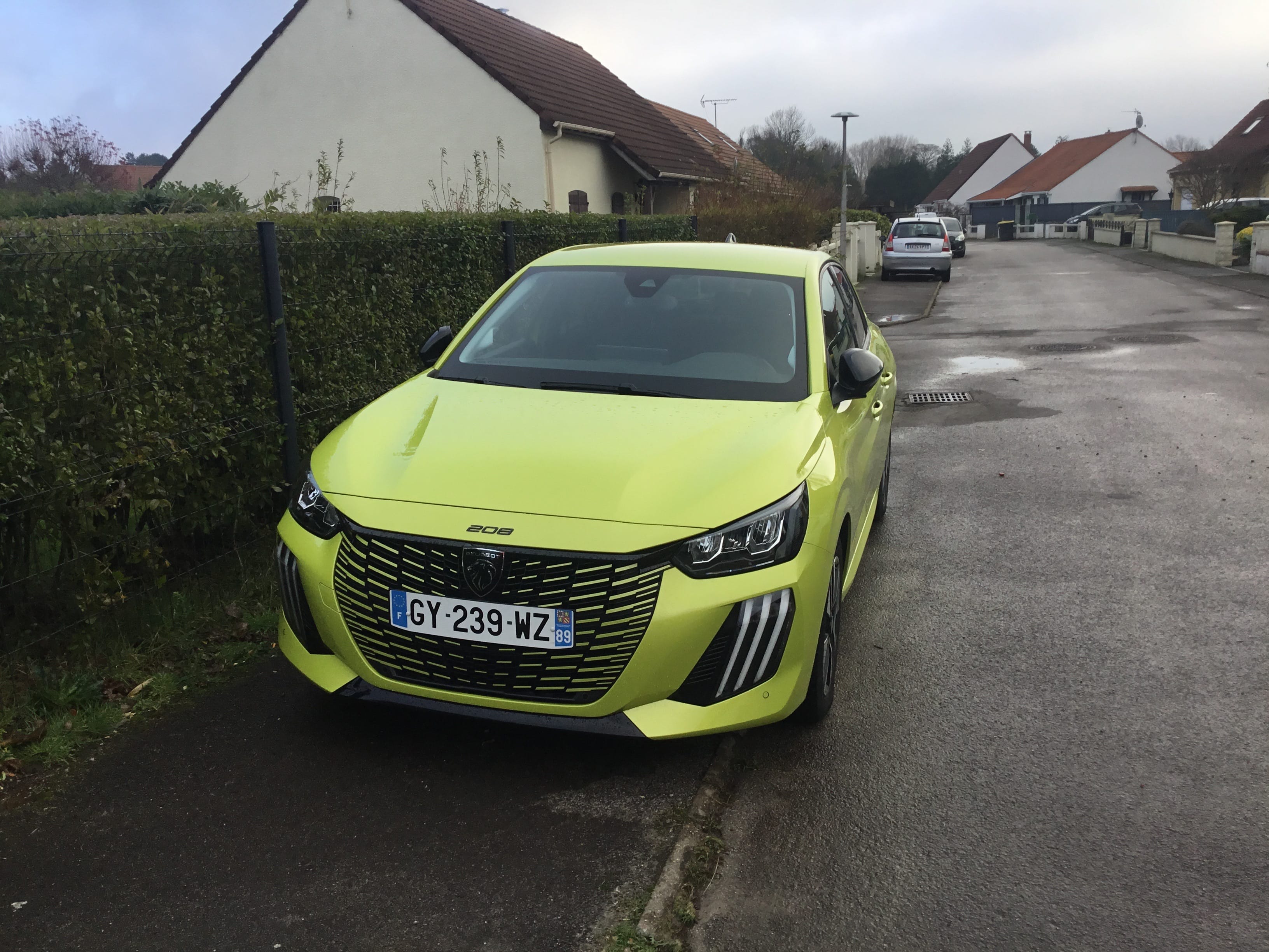 Peugeot 208 1.2, 2024, Essence 95