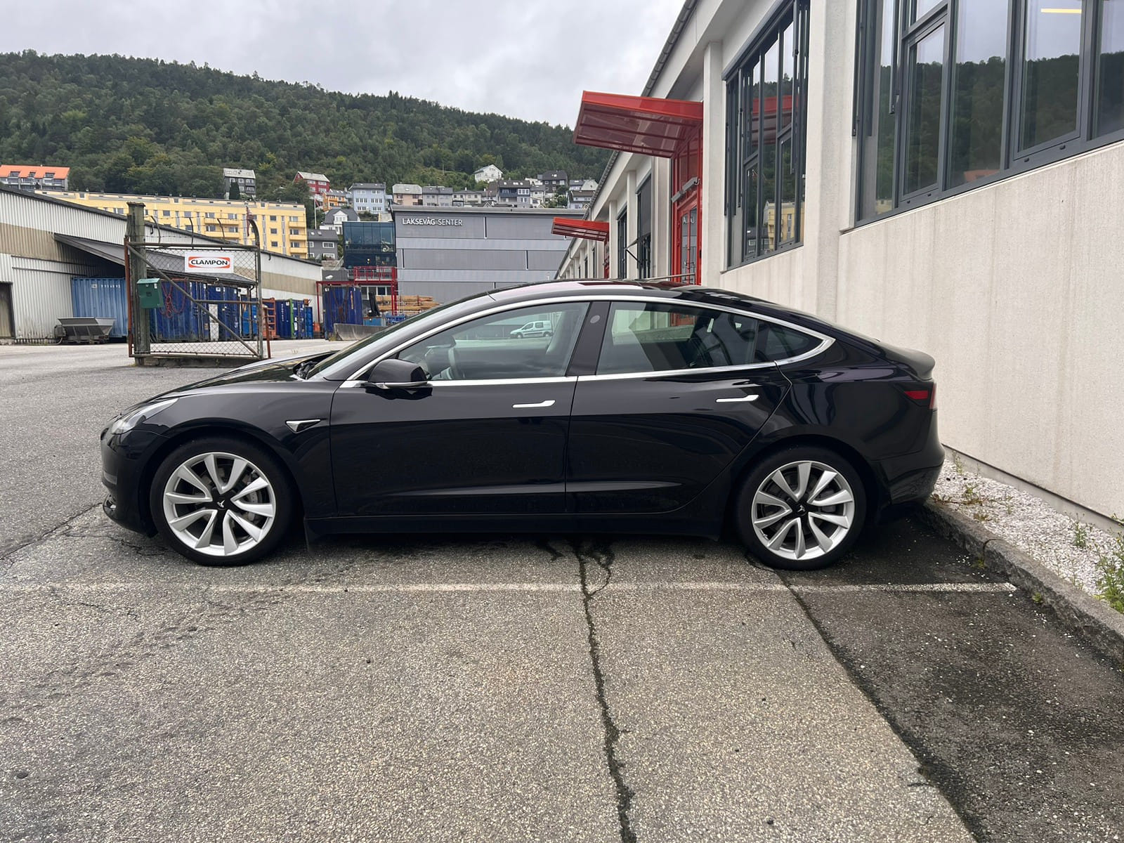 Tesla Model 3 Long Range med Aircondition