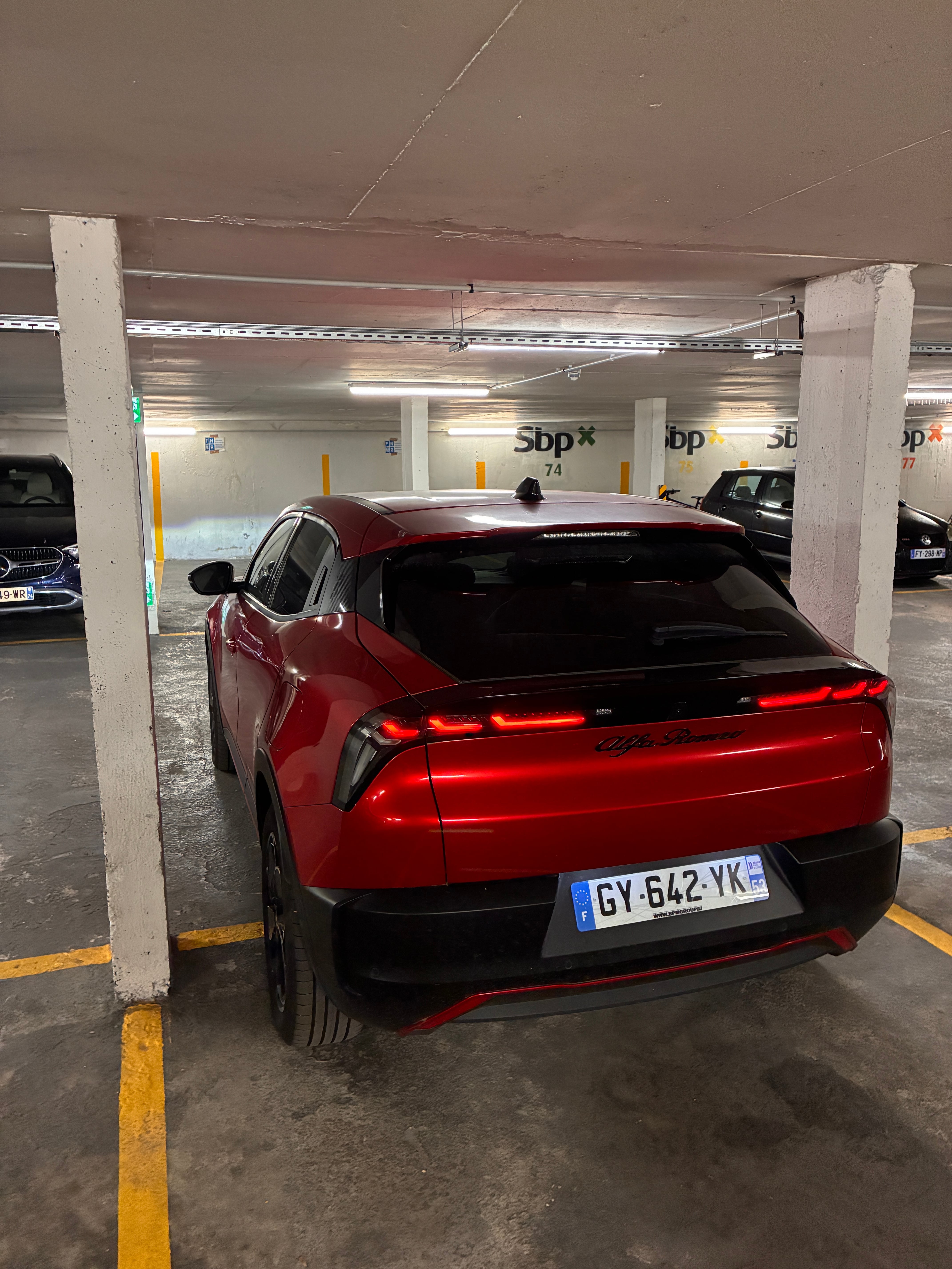 Alfa-Romeo Junior Électrique 158 cv avec Caméra de recul