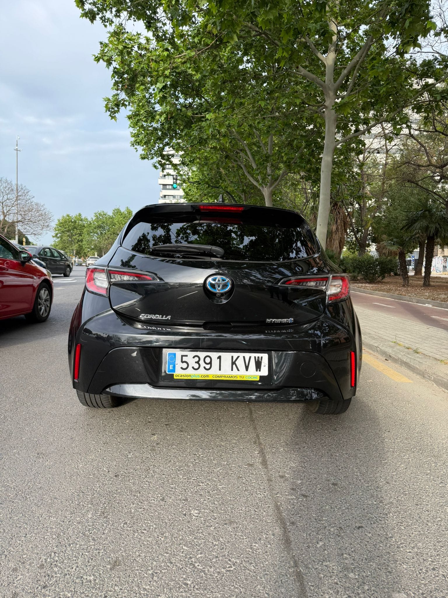 Toyota Corolla Híbrido con Radio 