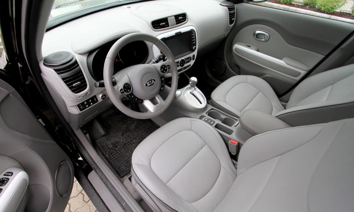 Kia E-Soul with Cruise control