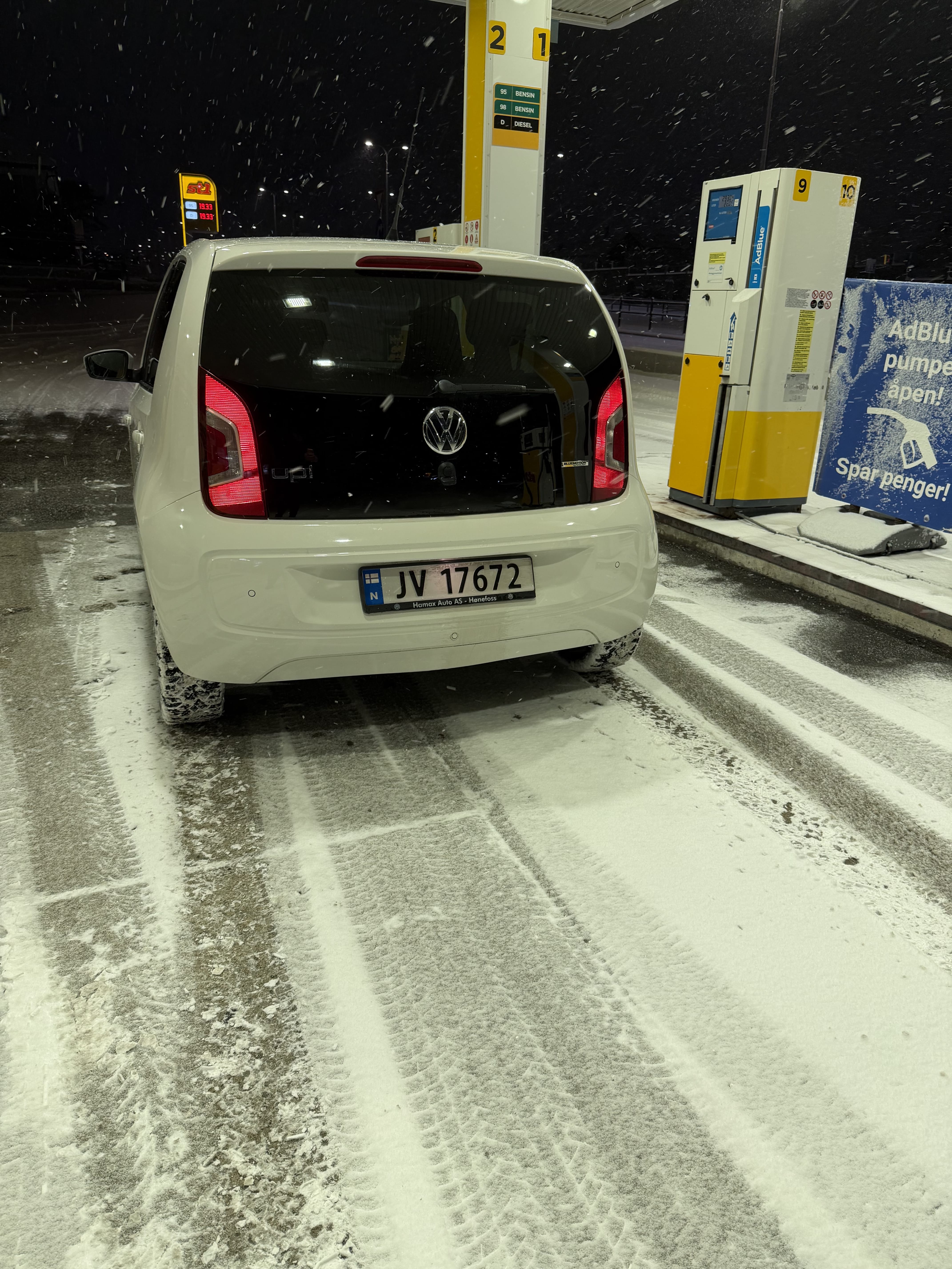 Volkswagen Up! with Air conditioning