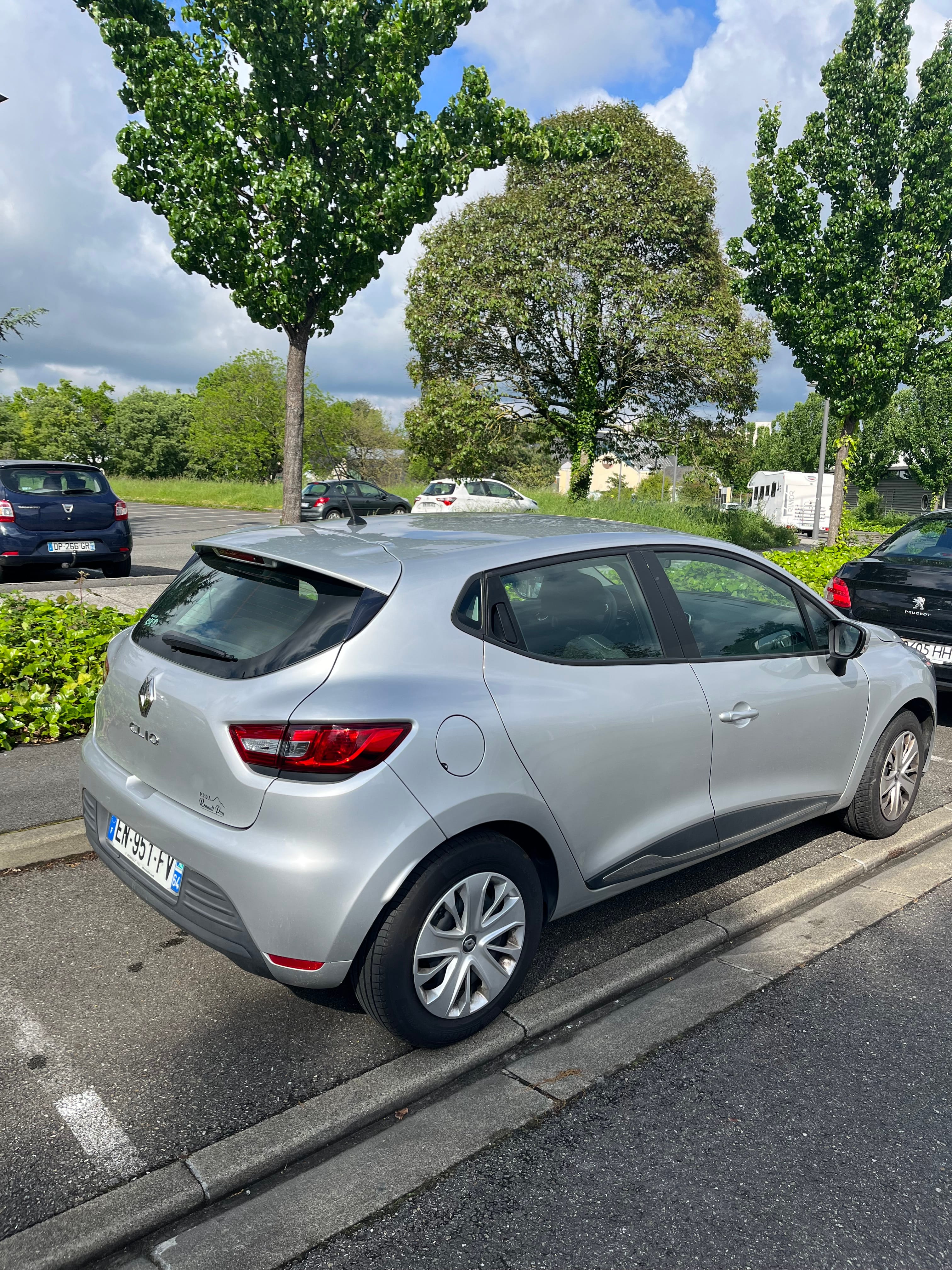 Renault Clio 5 portes Tce 90 avec Régulateur de vitesse