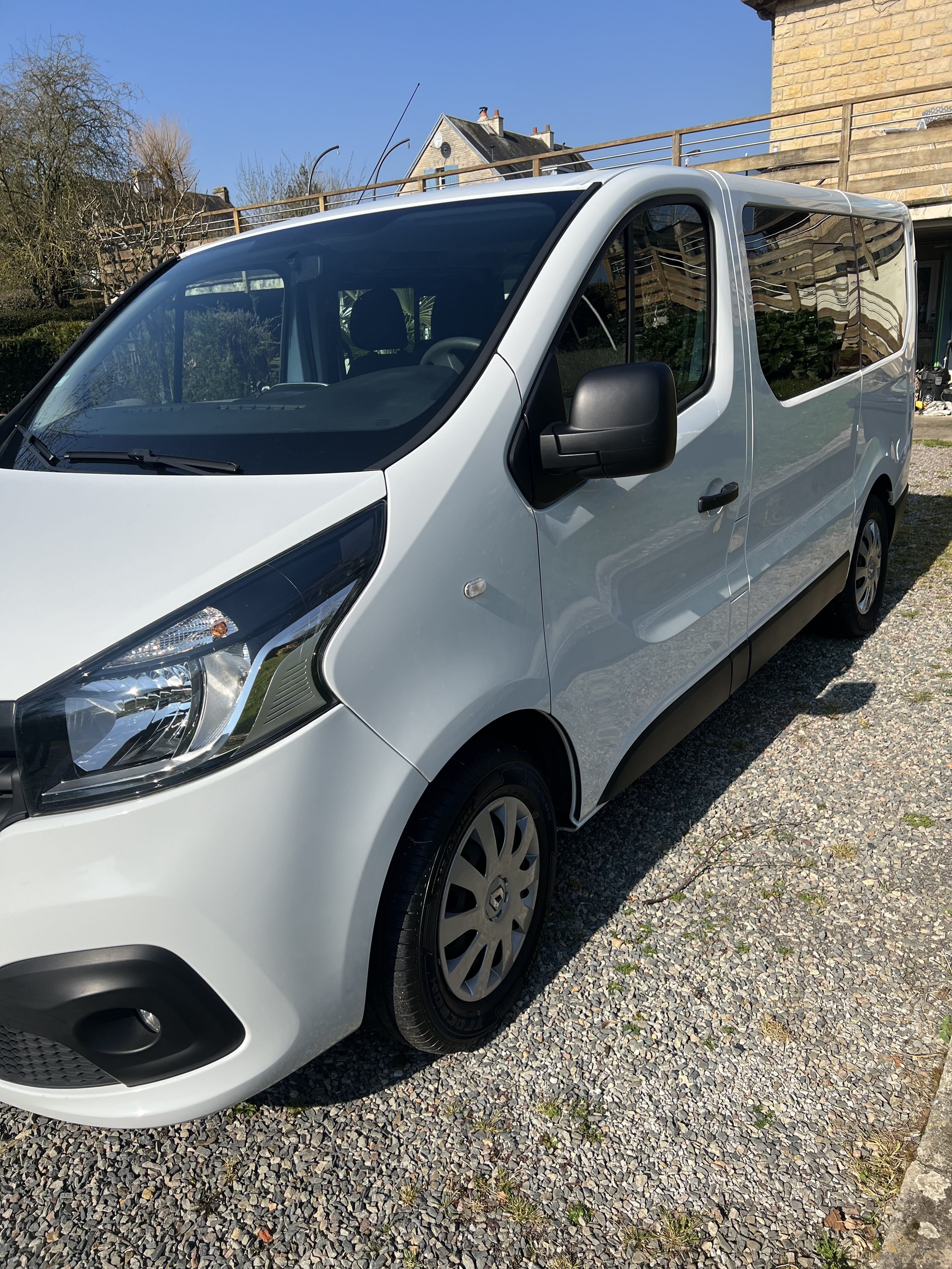 Renault Trafic Passenger avec GPS