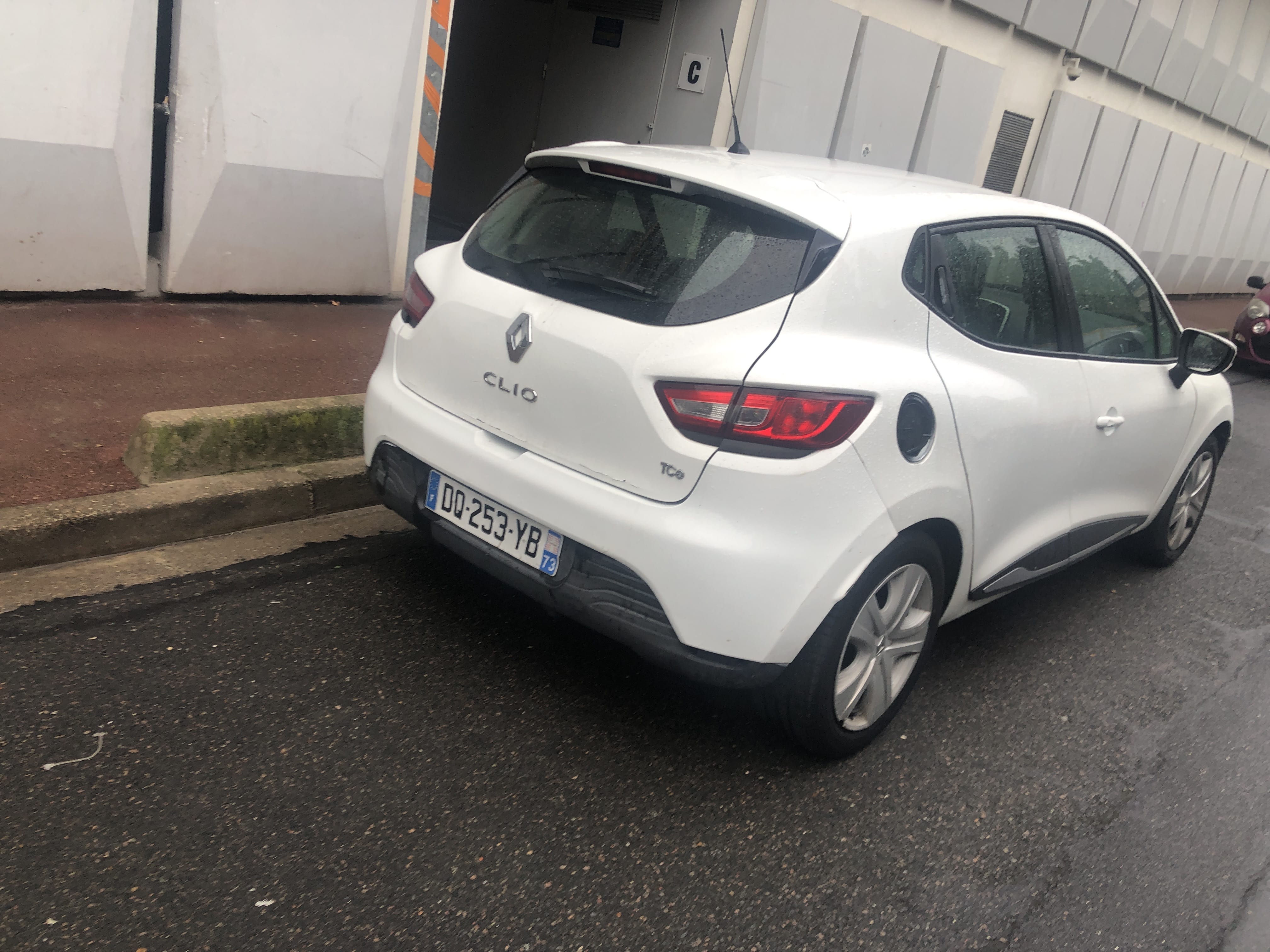 Renault Clio avec Climatisation
