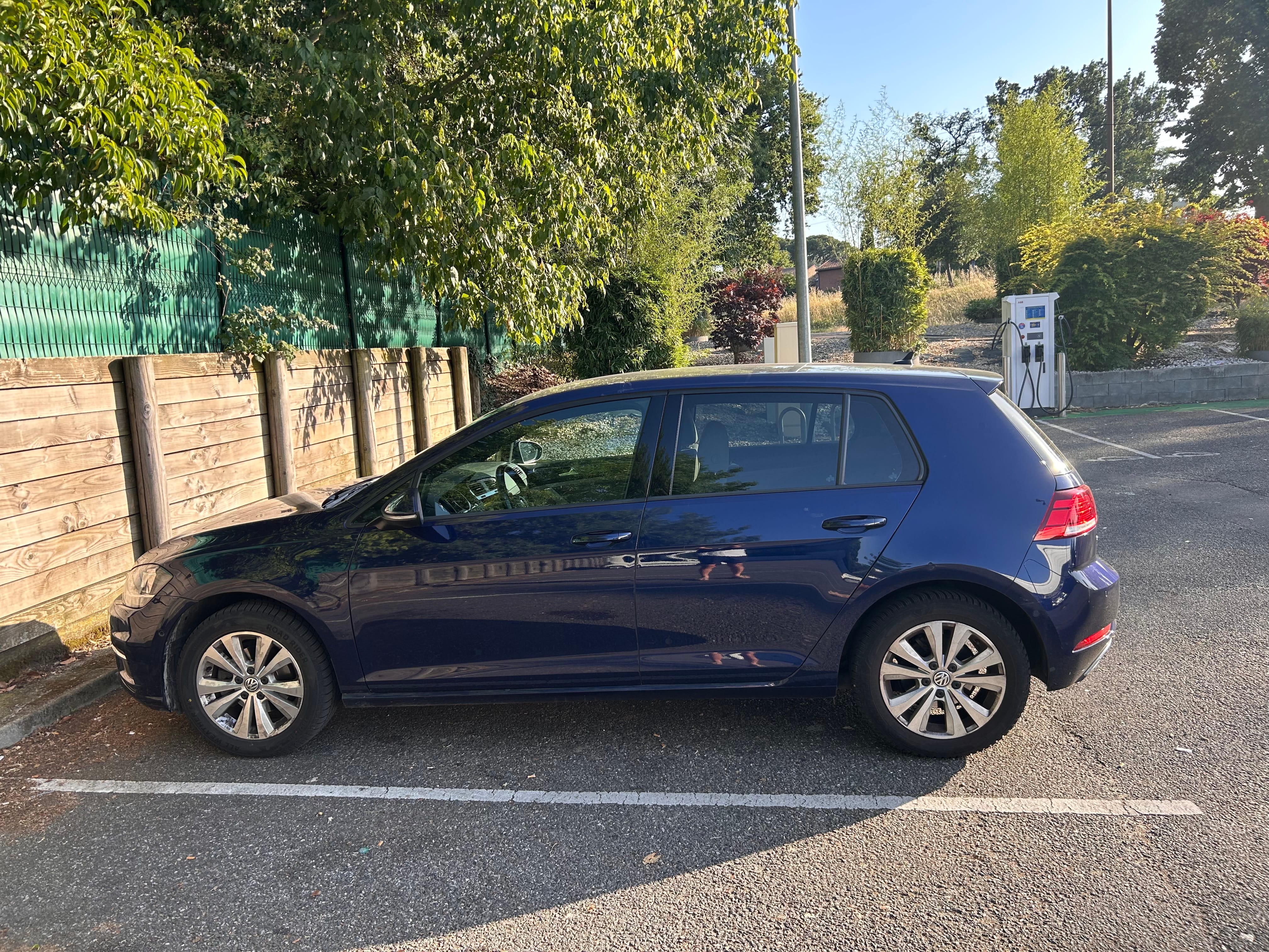 Volkswagen Golf avec Climatisation