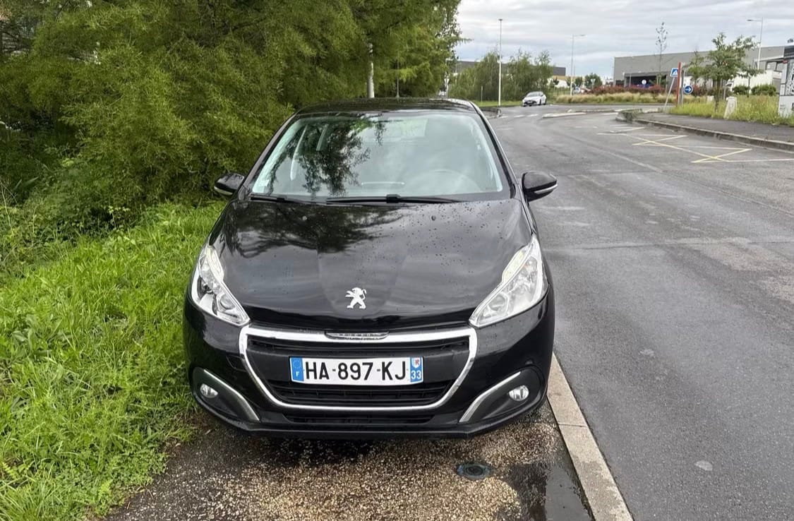Peugeot 208, 2017, Essence 95