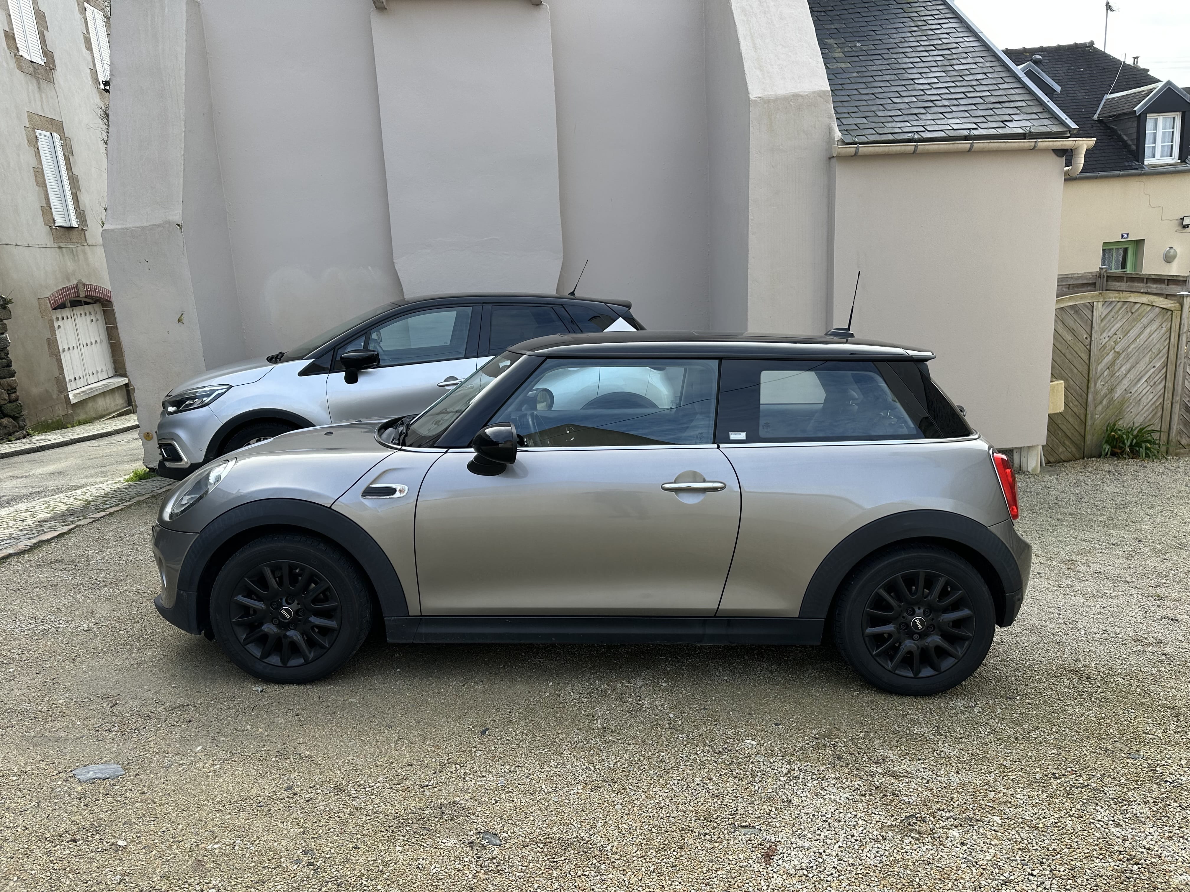 Mini Cooper 3 portes avec Climatisation