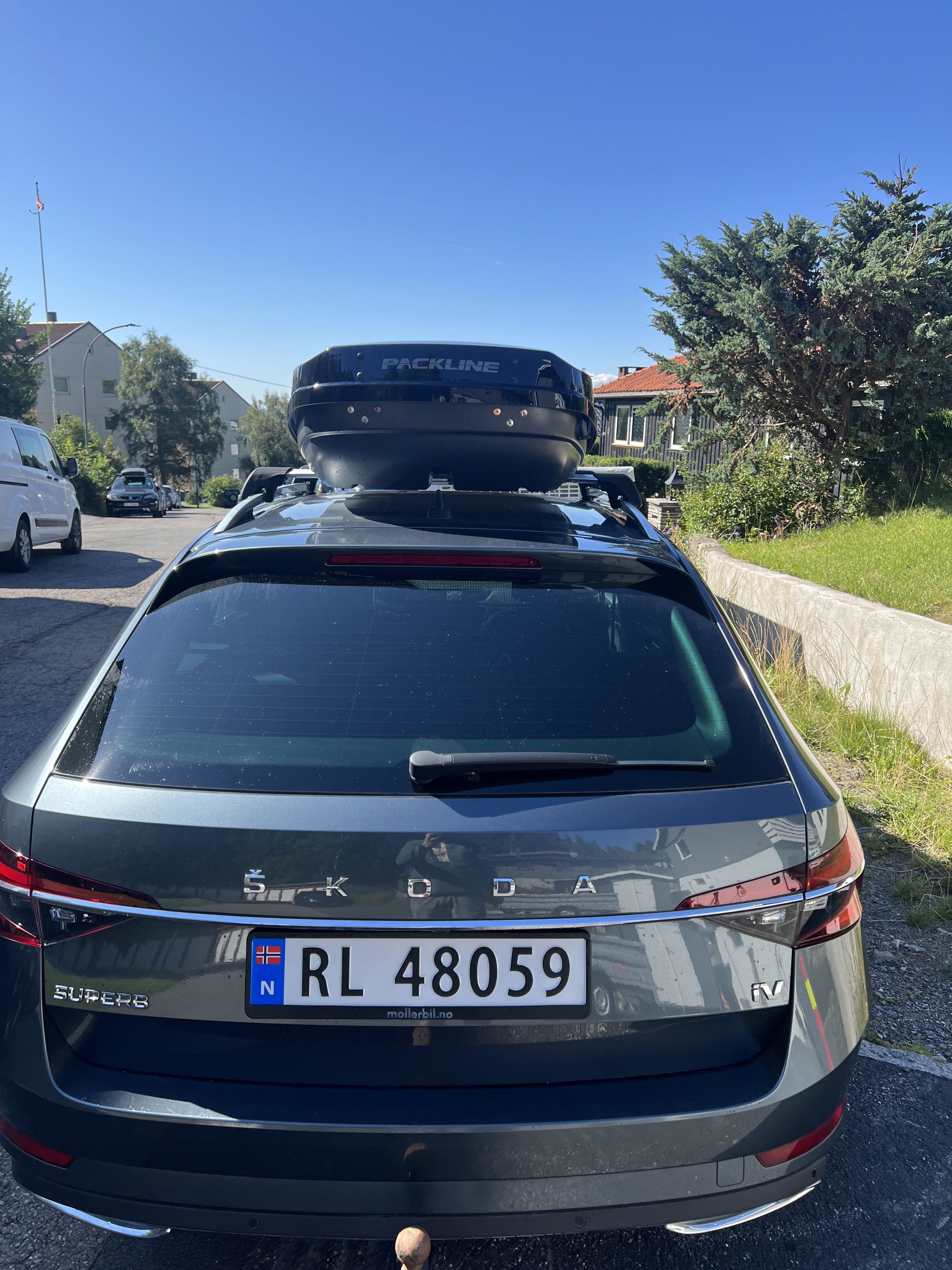 Skoda Superb med Babysete