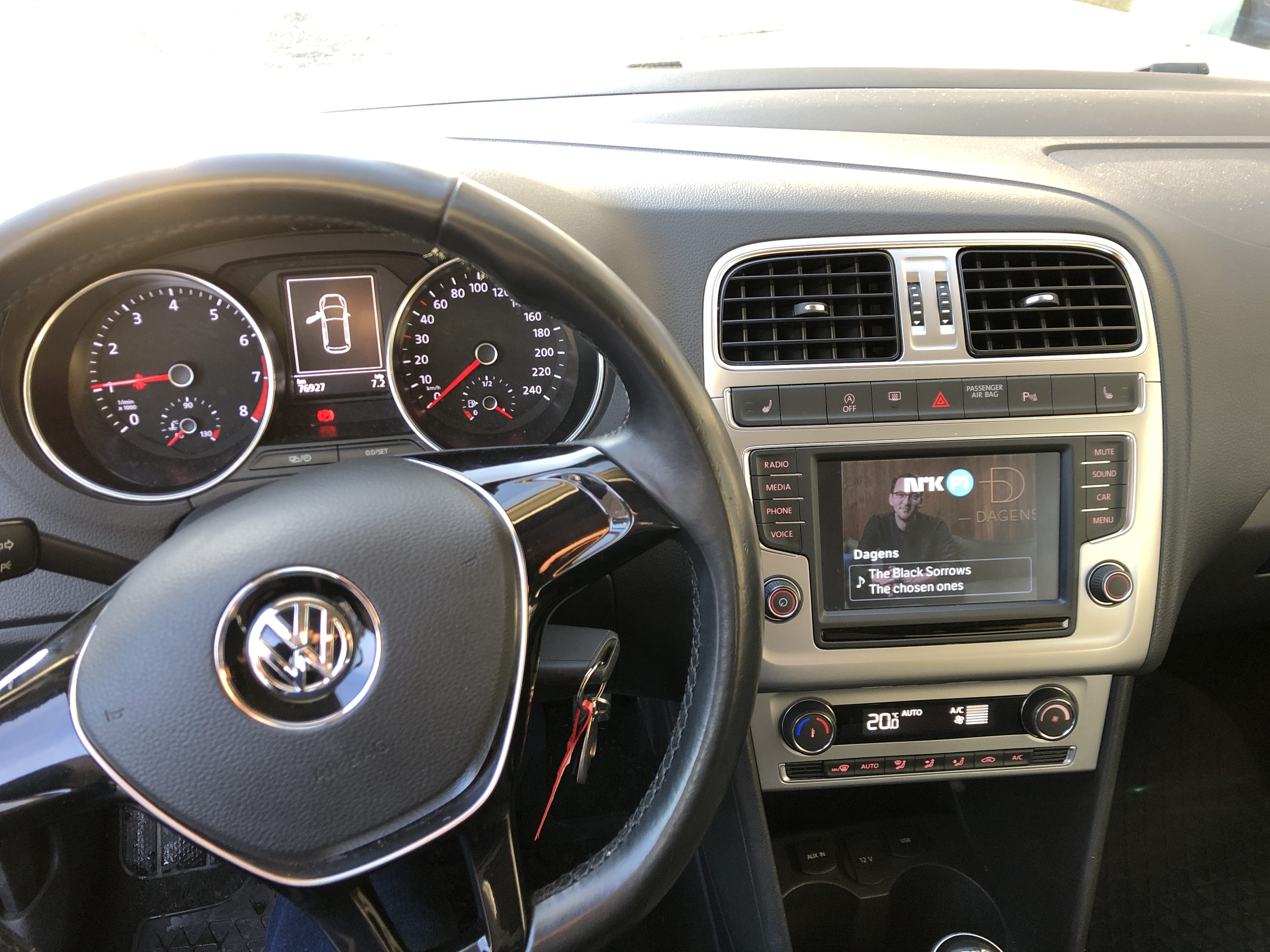 Volkswagen Polo Bensin 95hk med Bluetooth audio