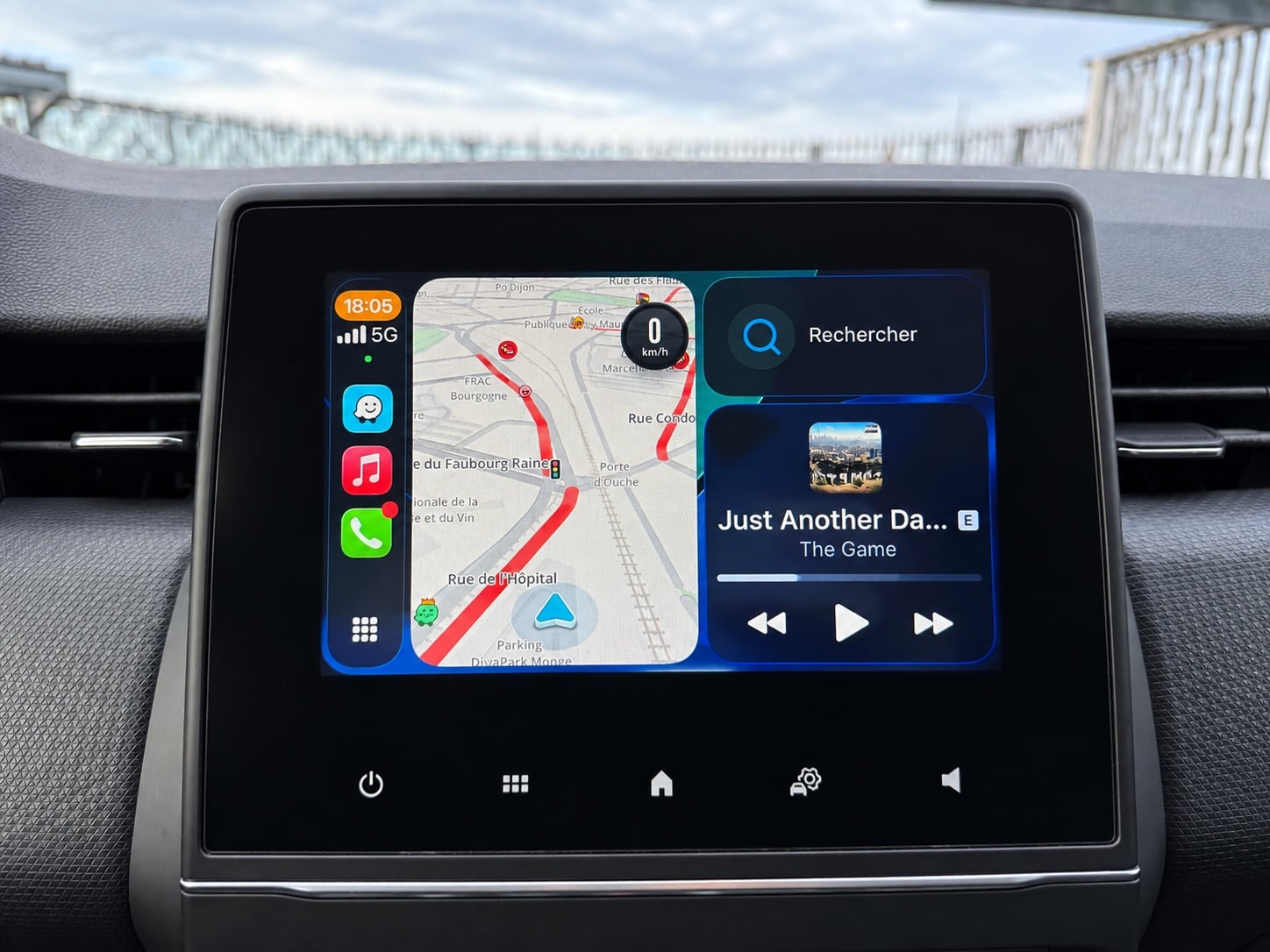 Renault Clio avec Apple CarPlay