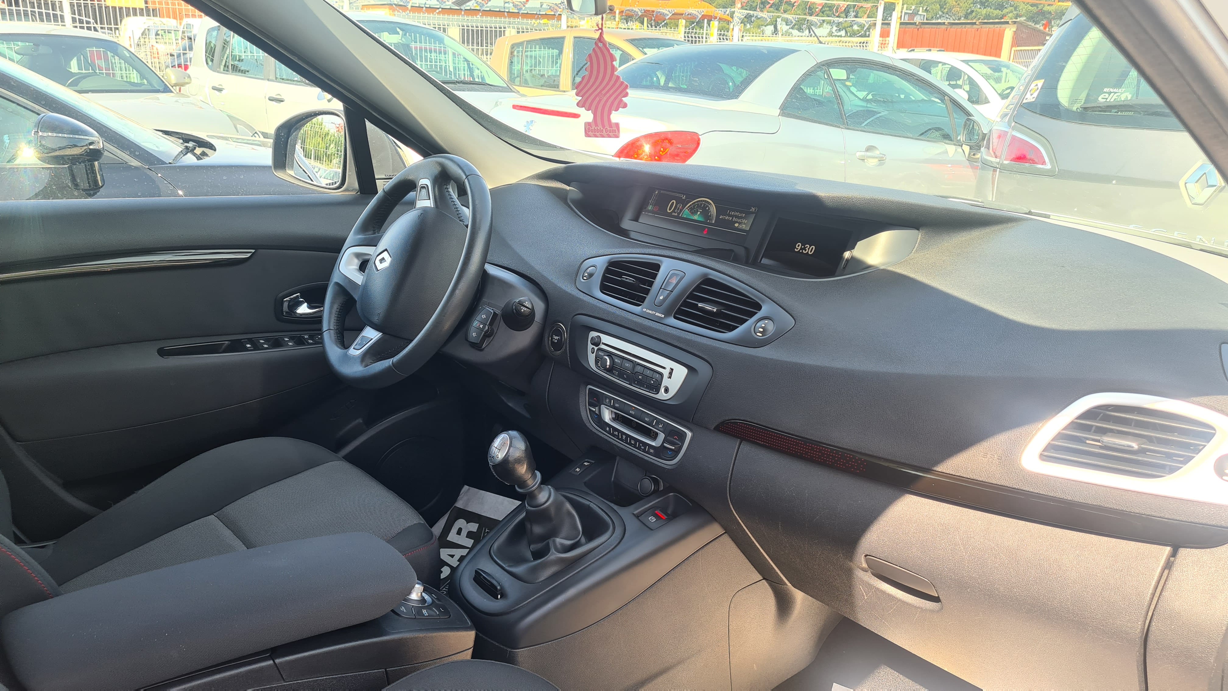 Renault Scenic II  expression  climatisation automatique avec GPS