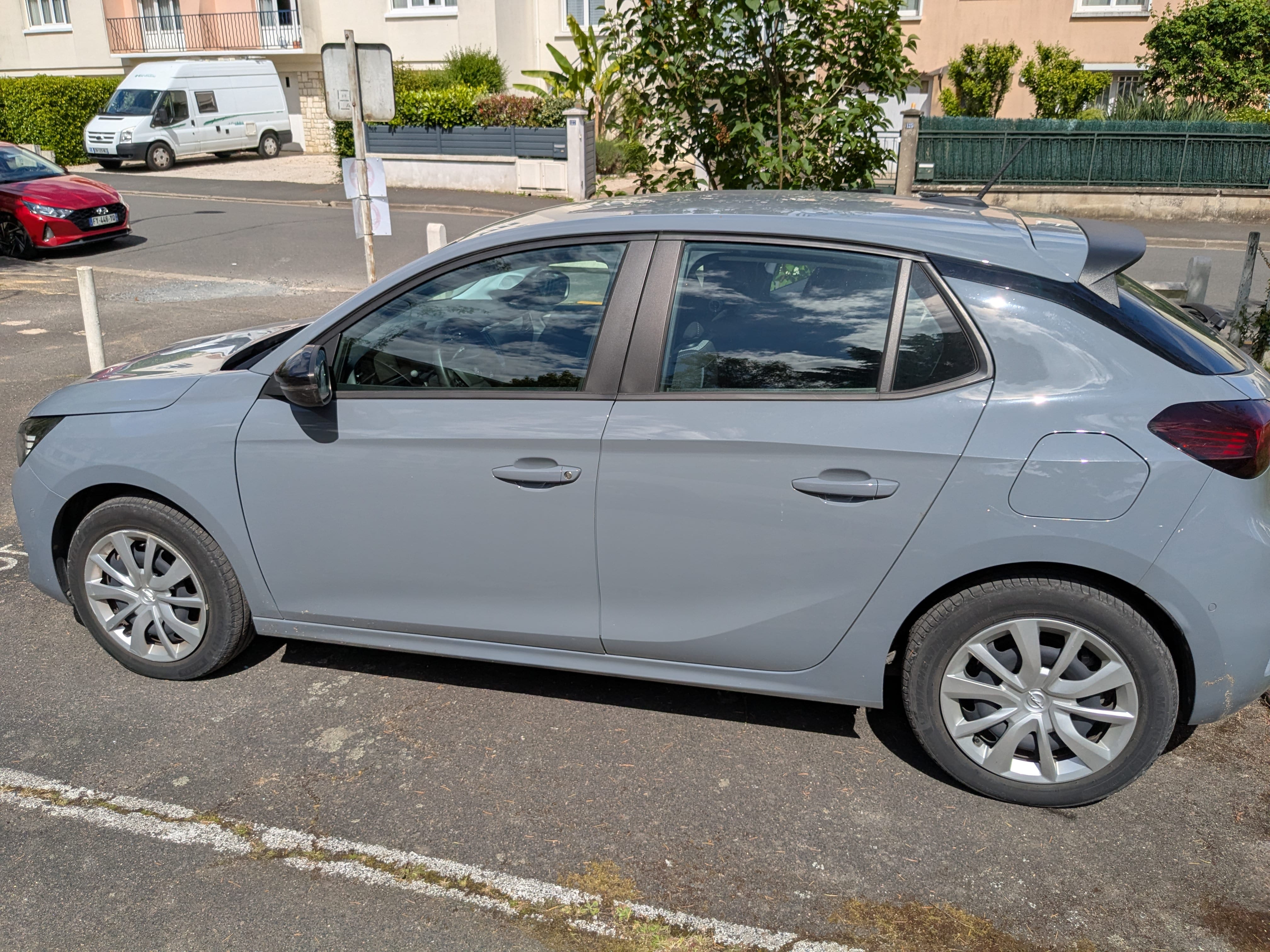 Opel Corsa-E avec Climatisation