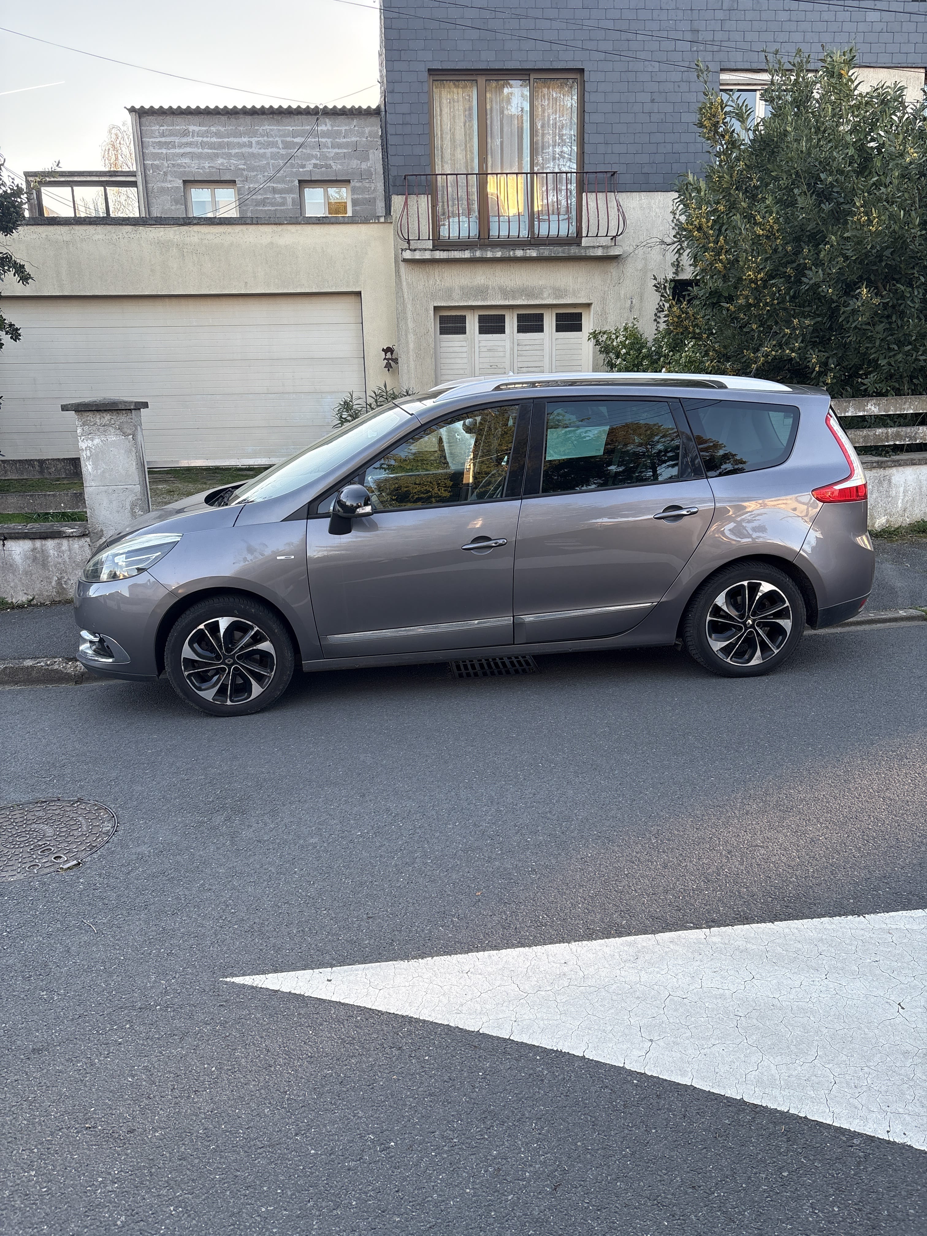 Renault Scenic avec Climatisation