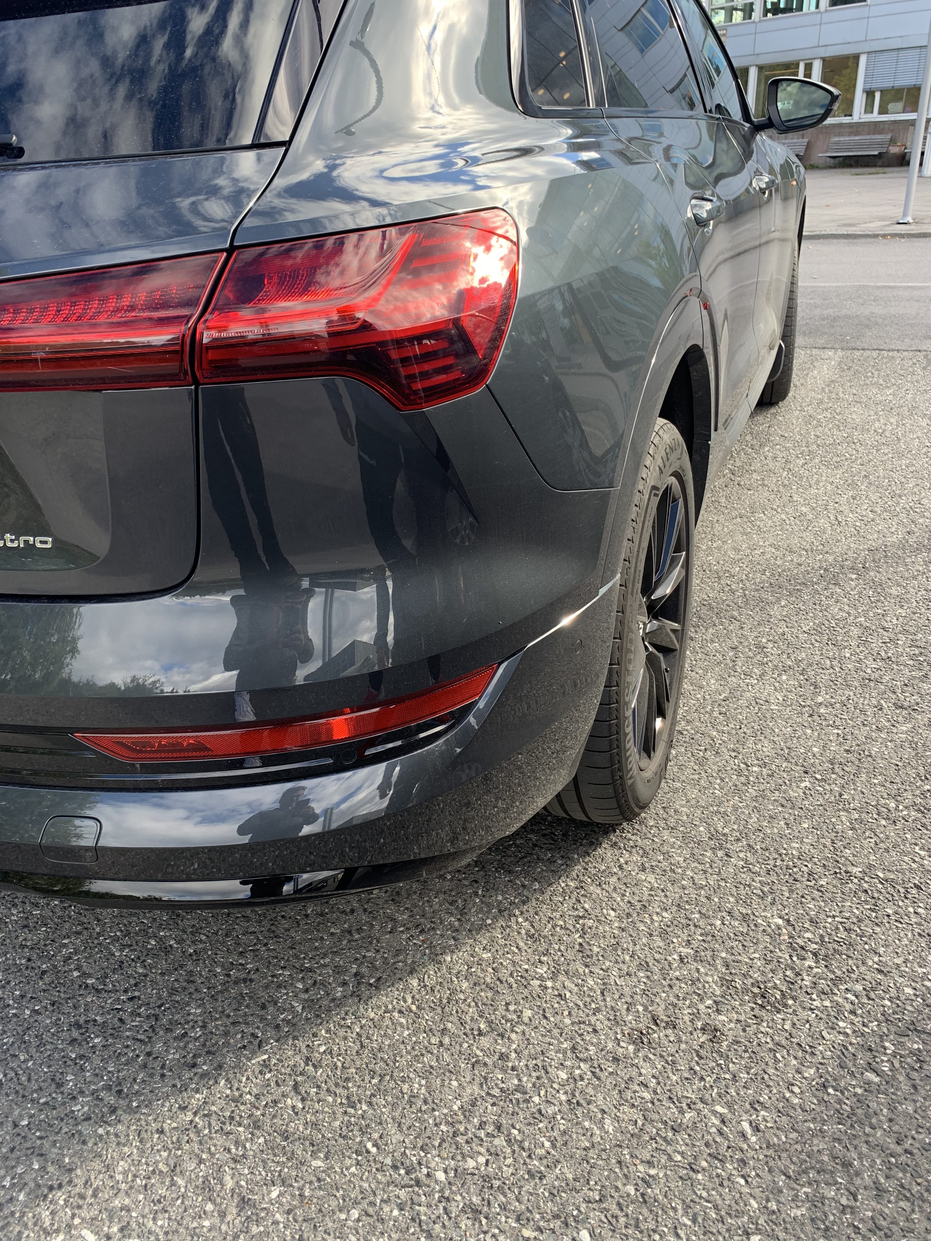 Audi e-tron Audi E-tron 50 med GPS
