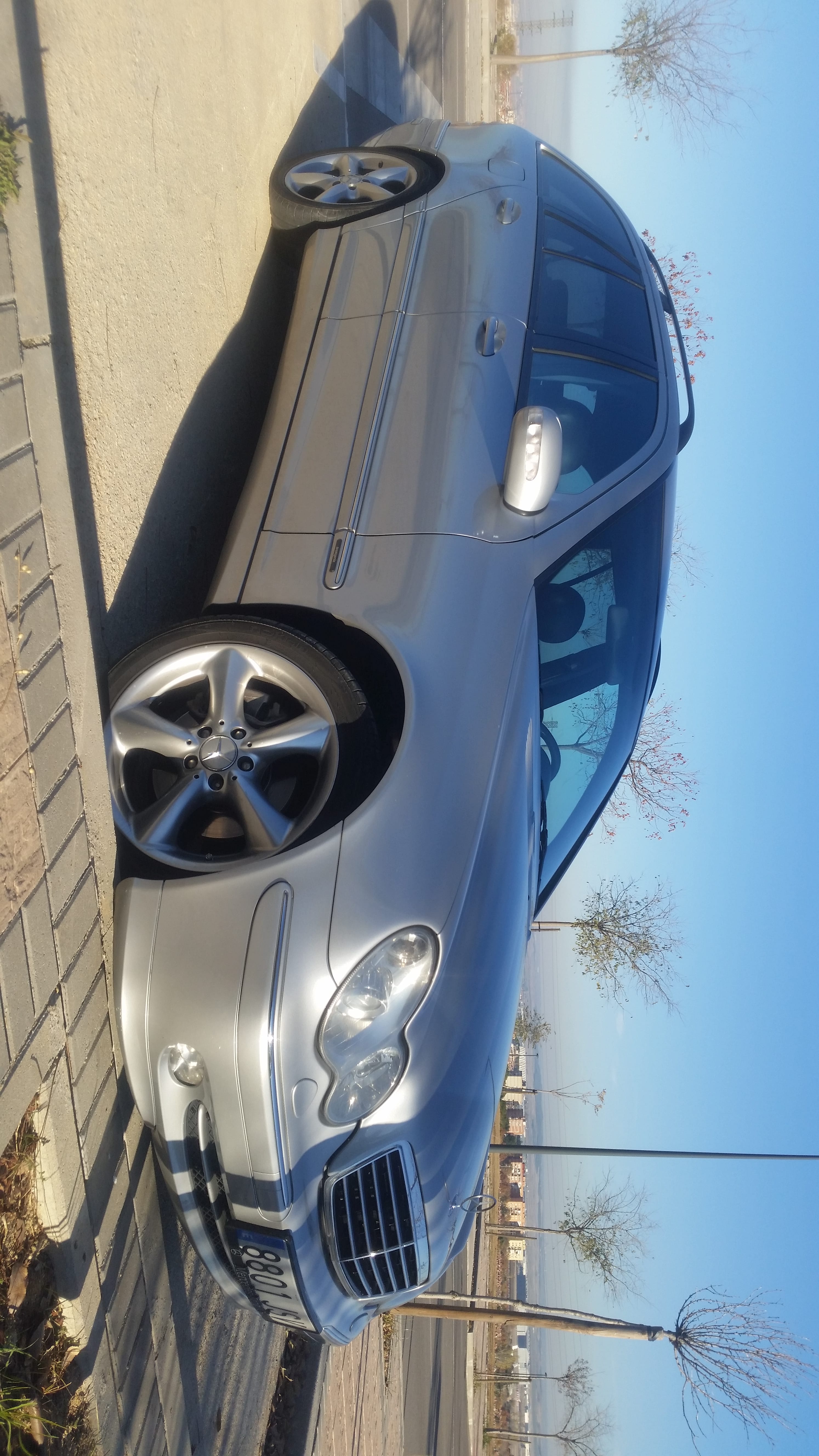 Mercedes Clase C 170 CV modelo C 270 Avantgarde con Aire acondicionado