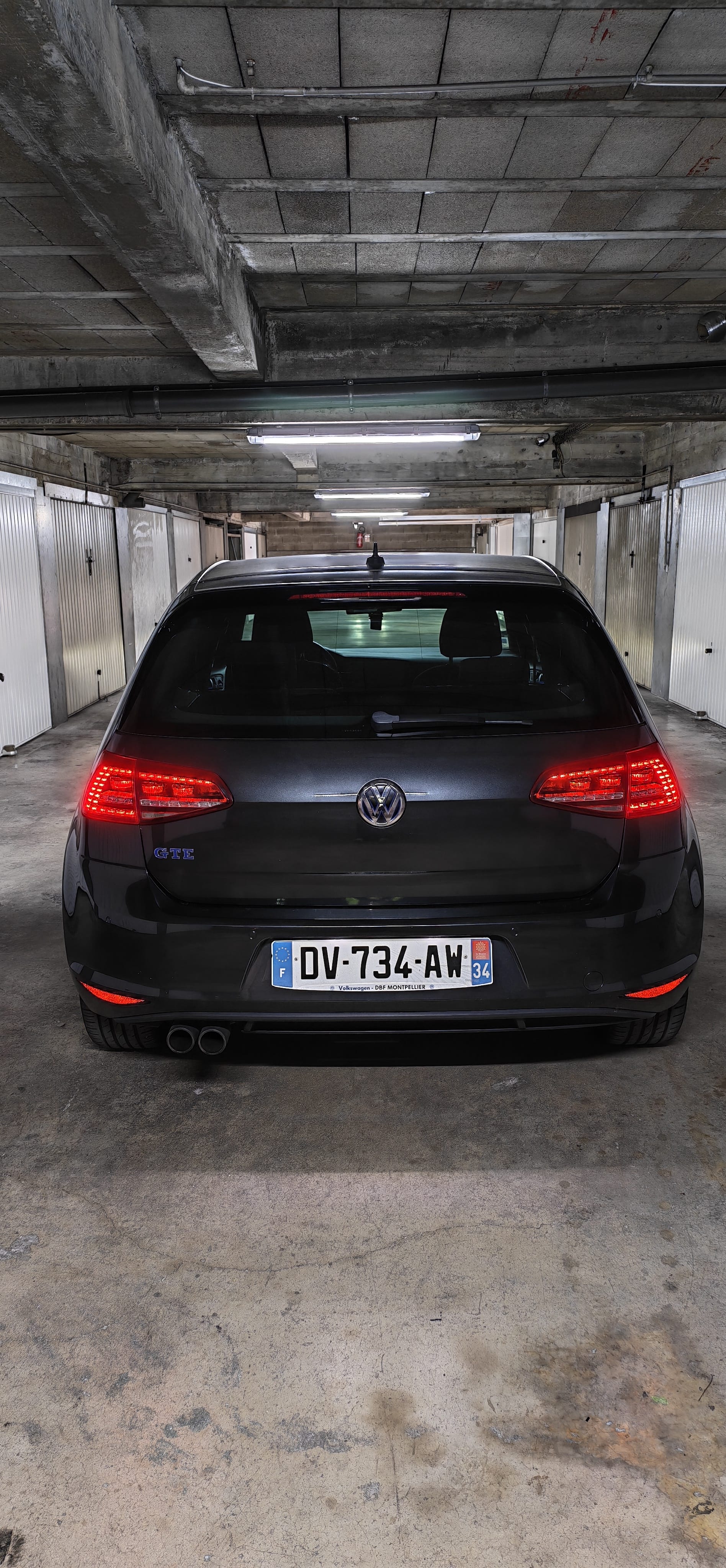 Volkswagen Golf GTE with Air conditioning