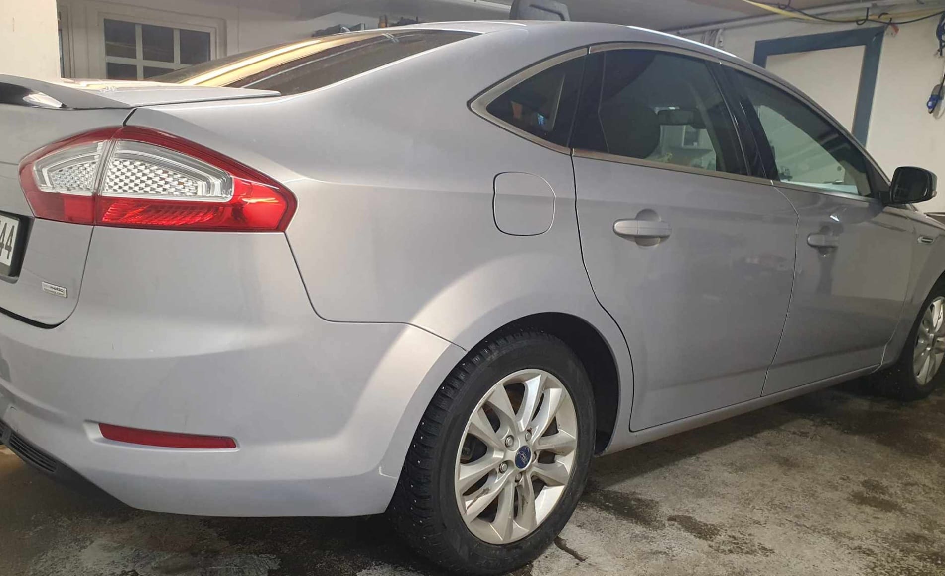 Ford Mondeo med Vinterdekk