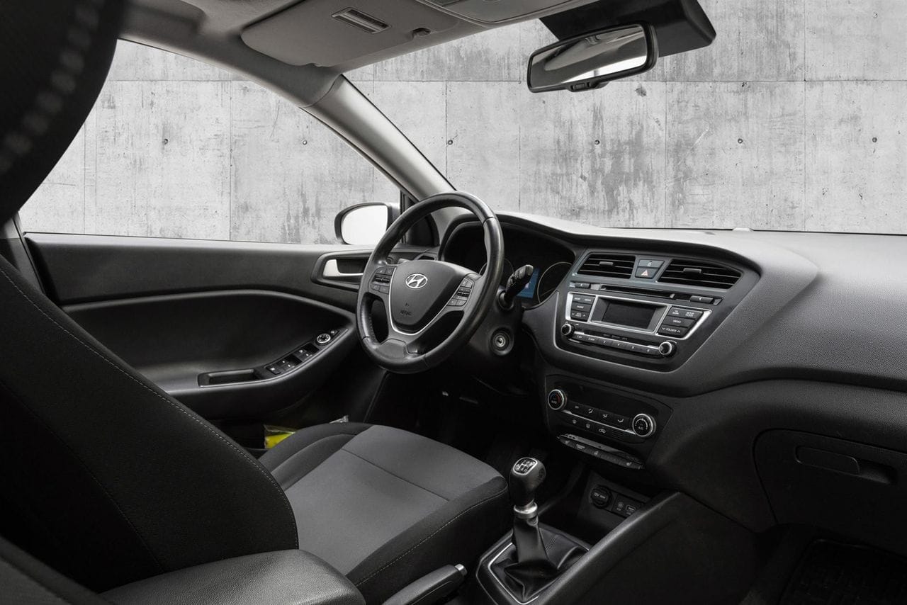Hyundai i20 with Snow tires