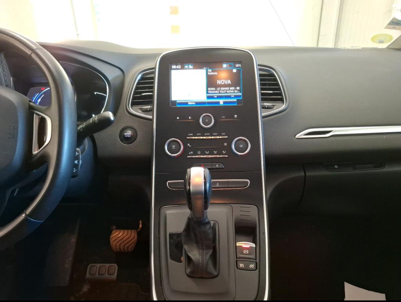 Renault Grand Scenic avec Climatisation