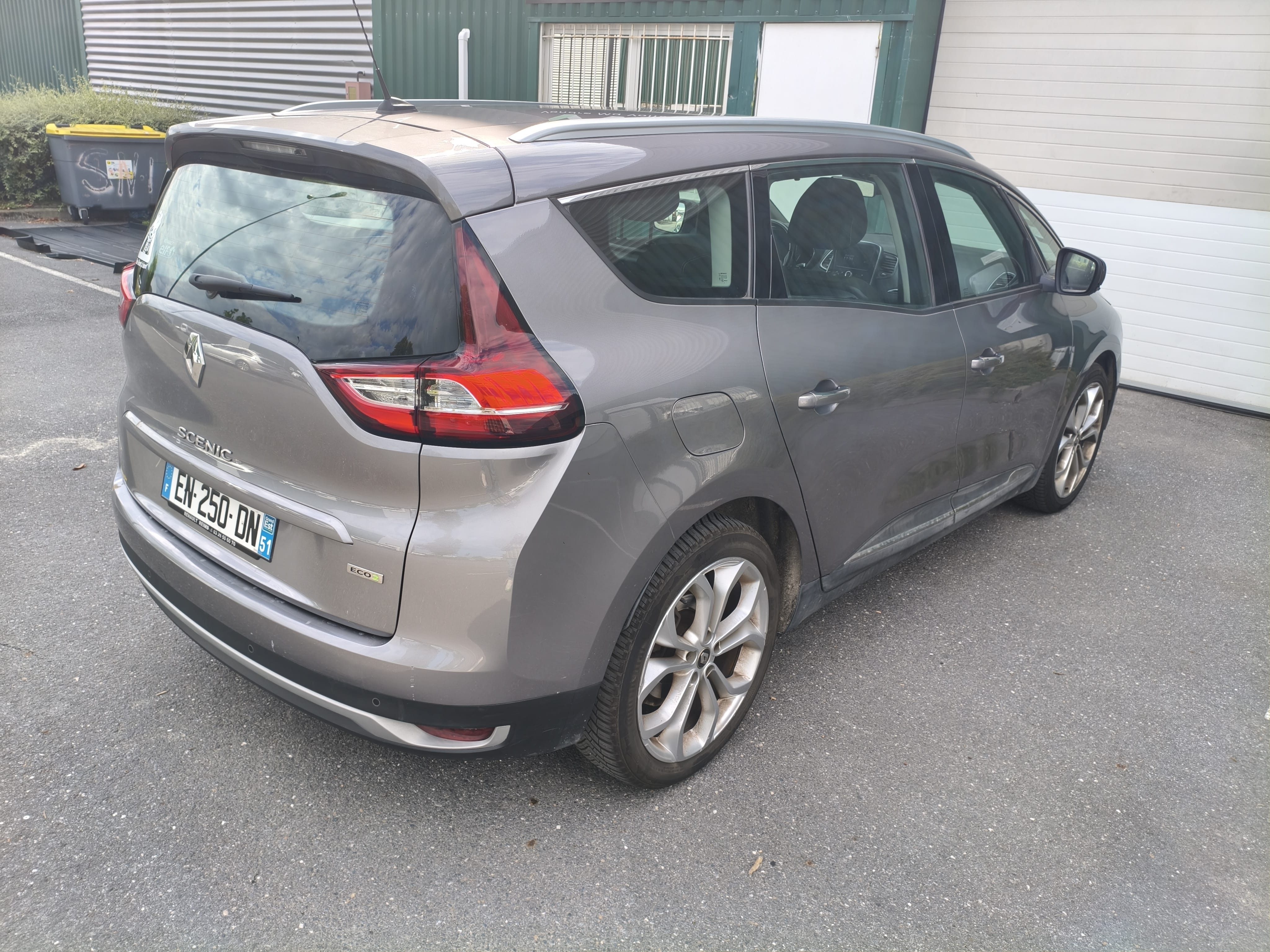 Renault Grand Scenic avec GPS