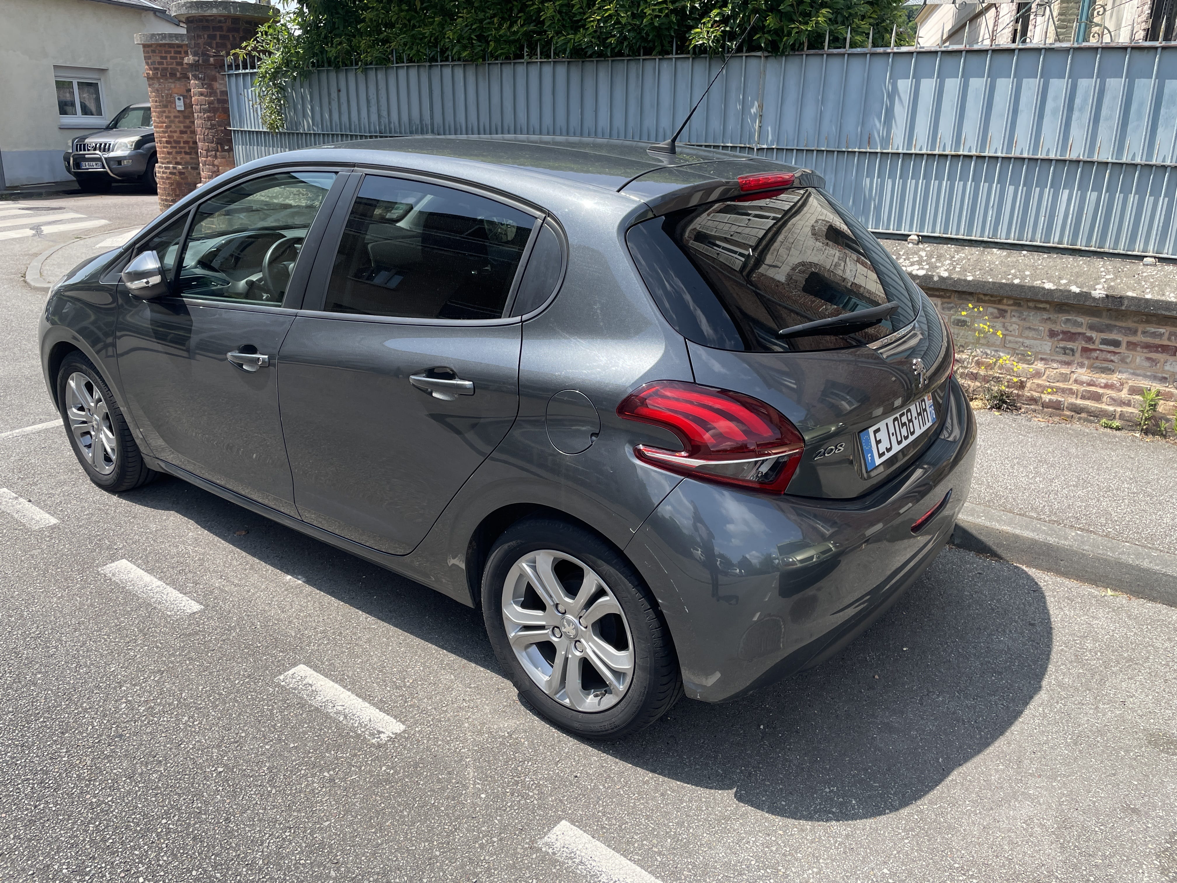 Peugeot 208 avec Régulateur de vitesse