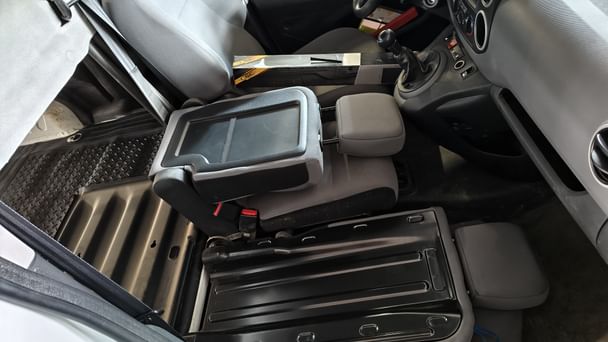 Peugeot Partner avec Apple CarPlay